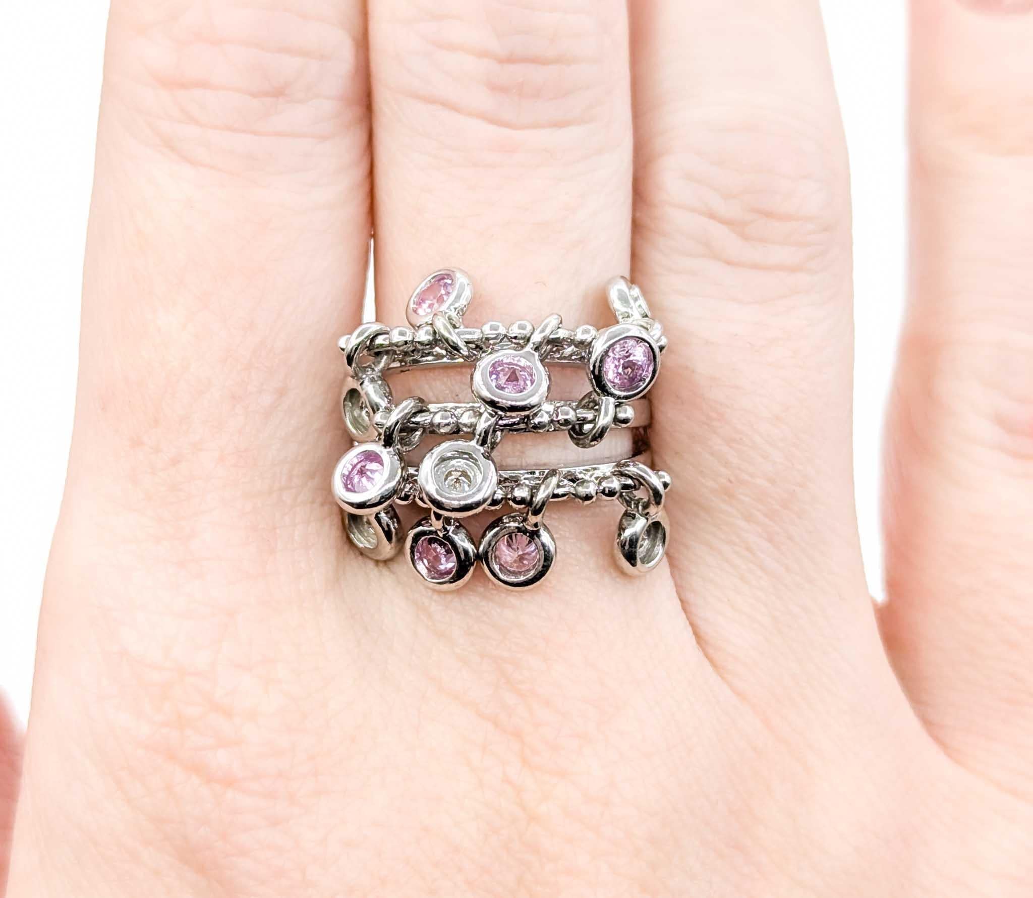 Pink Sapphire und Diamond Charm Ring in 18k Weißgold (Rundschliff)