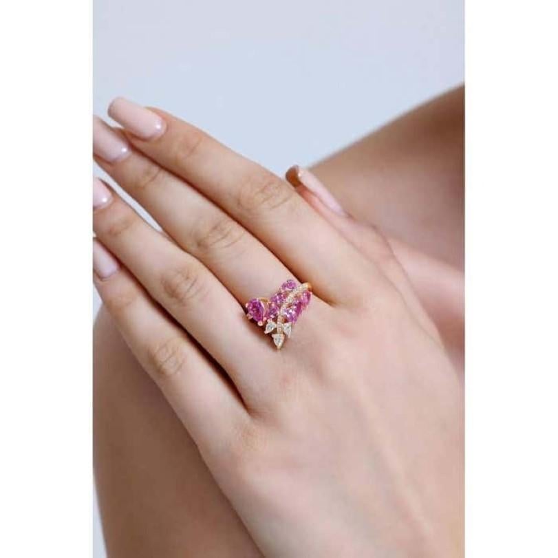 Pink Sapphire And Diamond Cluster 2.59ct Ring In New Condition For Sale In Fatih, 34