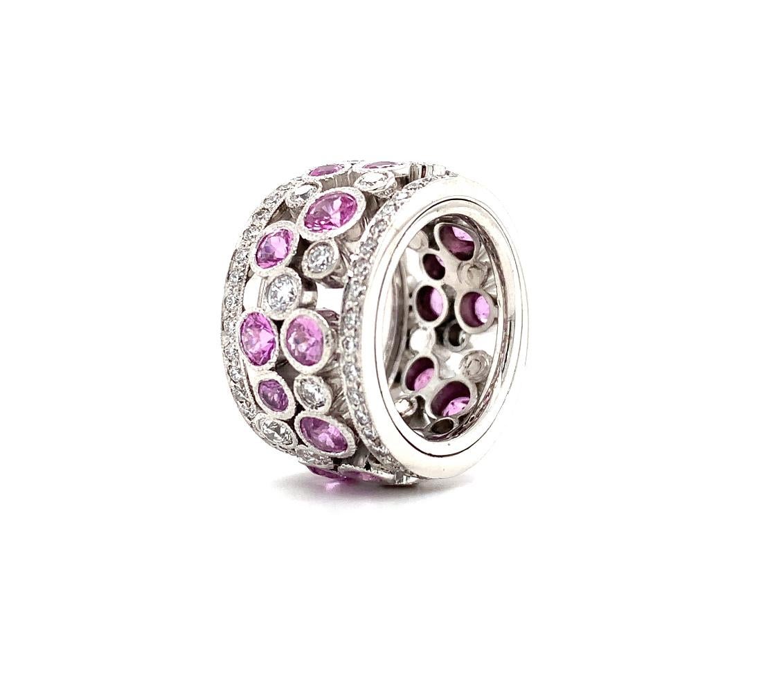 Pink Sapphire and Diamond Cocktail Ring in 18k White Gold  In New Condition For Sale In London, GB