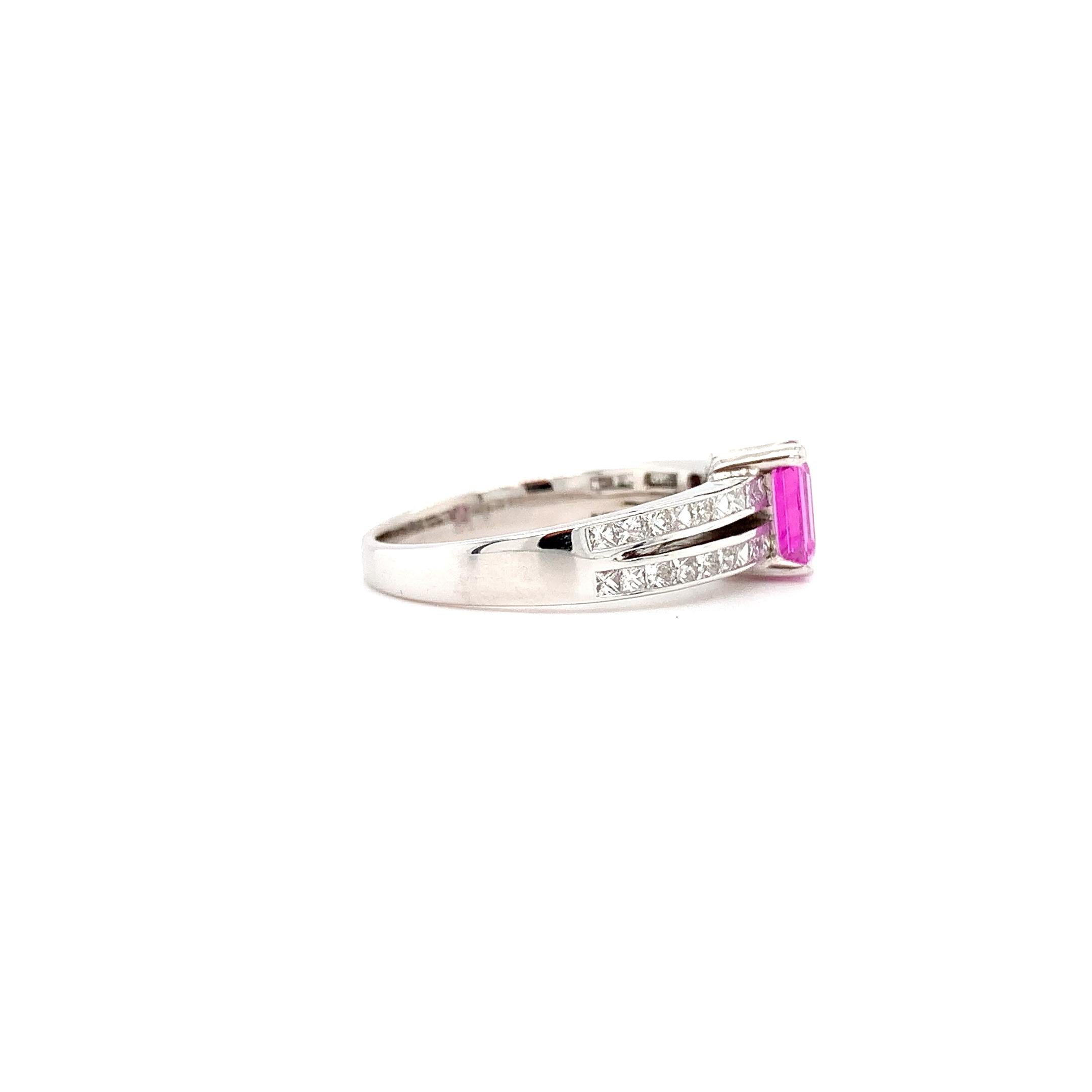 Pink sapphire and diamond double split band engagement ring 18k white gold In New Condition For Sale In London, GB