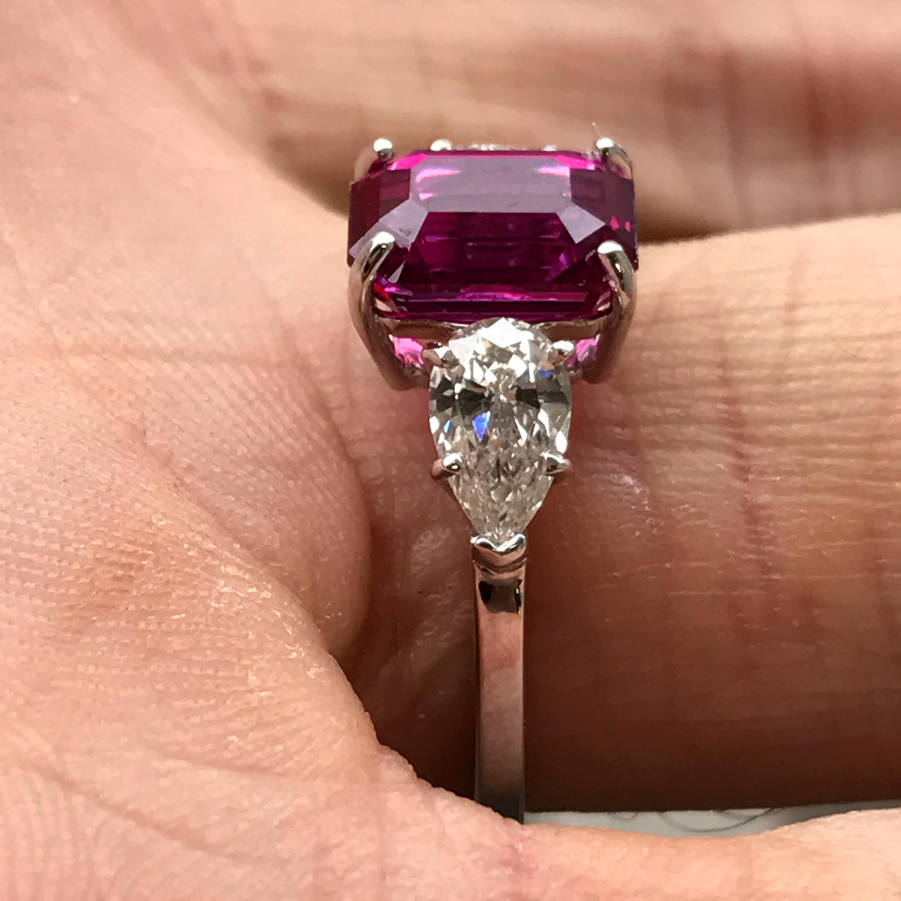 Contemporary Pink Sapphire and Diamond Platinum Engagement Ring 3.5 Carat, Ben Dannie For Sale
