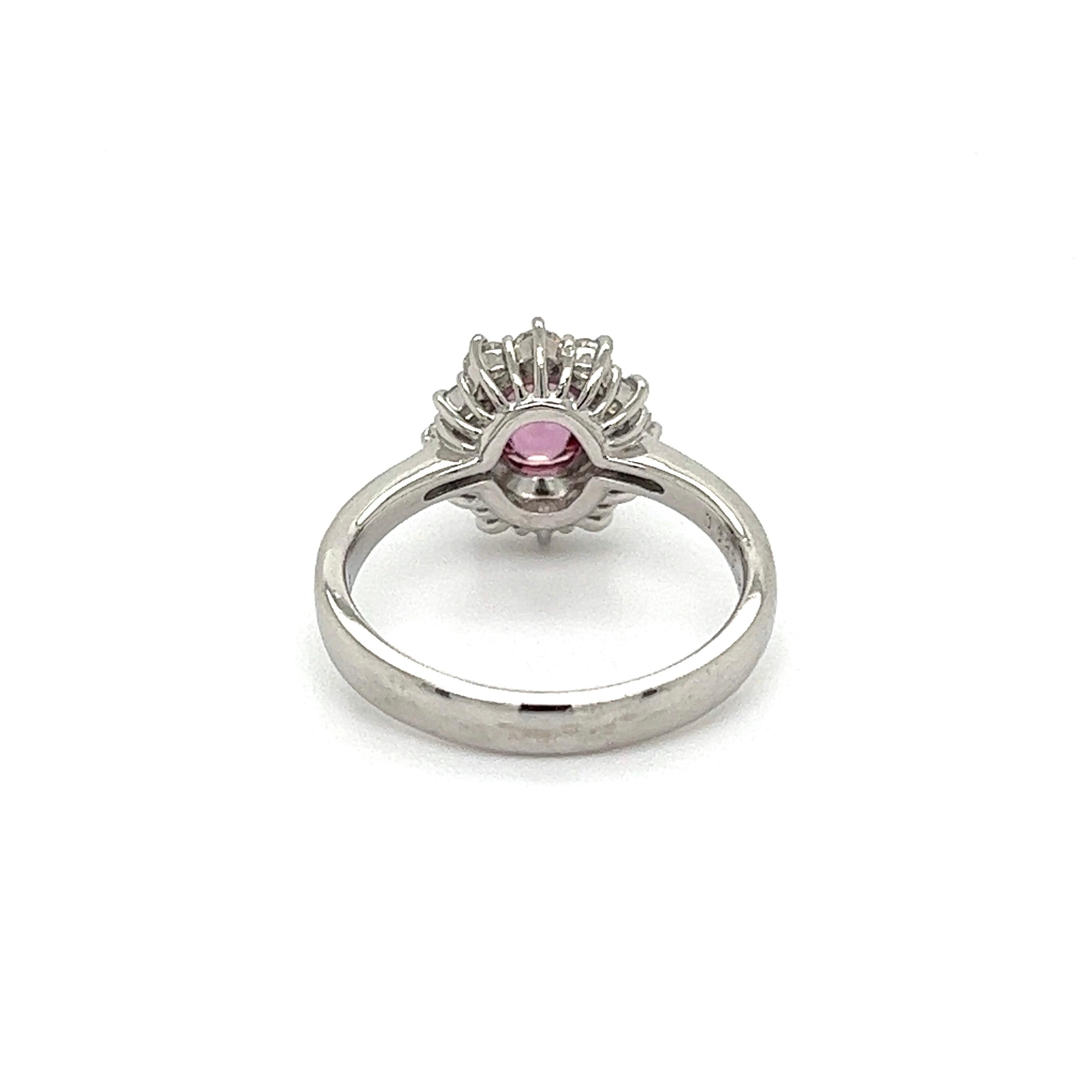 Pink Sapphire and Diamond Platinum Halo Ring In Excellent Condition For Sale In Montreal, QC
