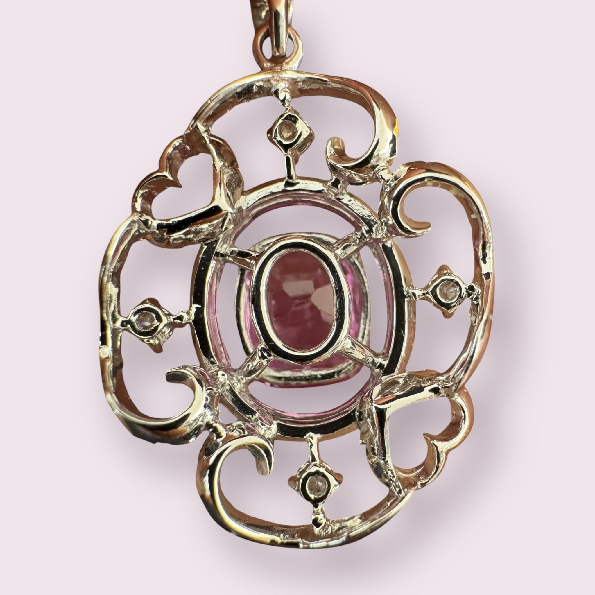 Pink Sapphire and Diamond Ribbon Pendant In New Condition For Sale In COTTESLOE, AU