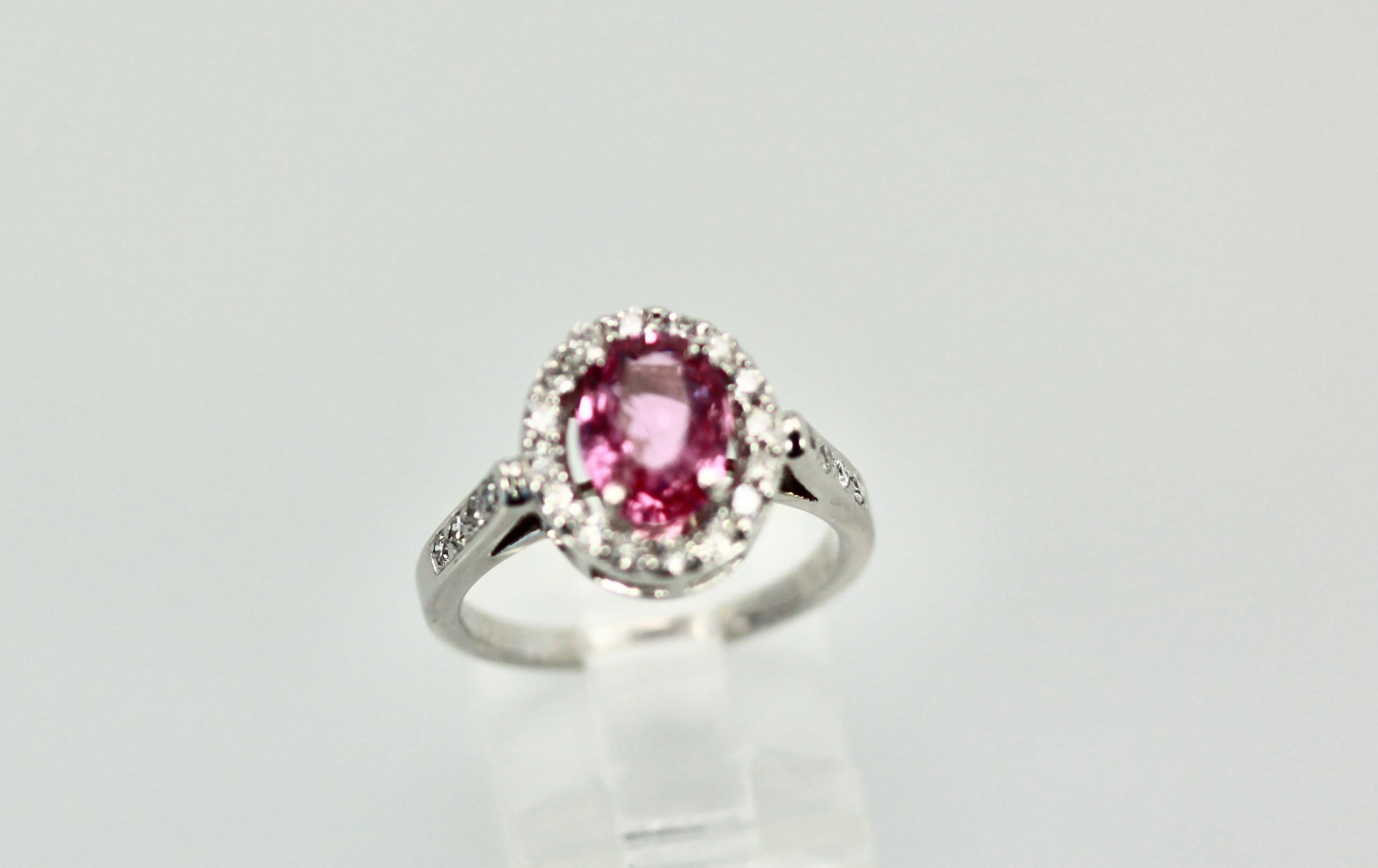 pink saphir ring