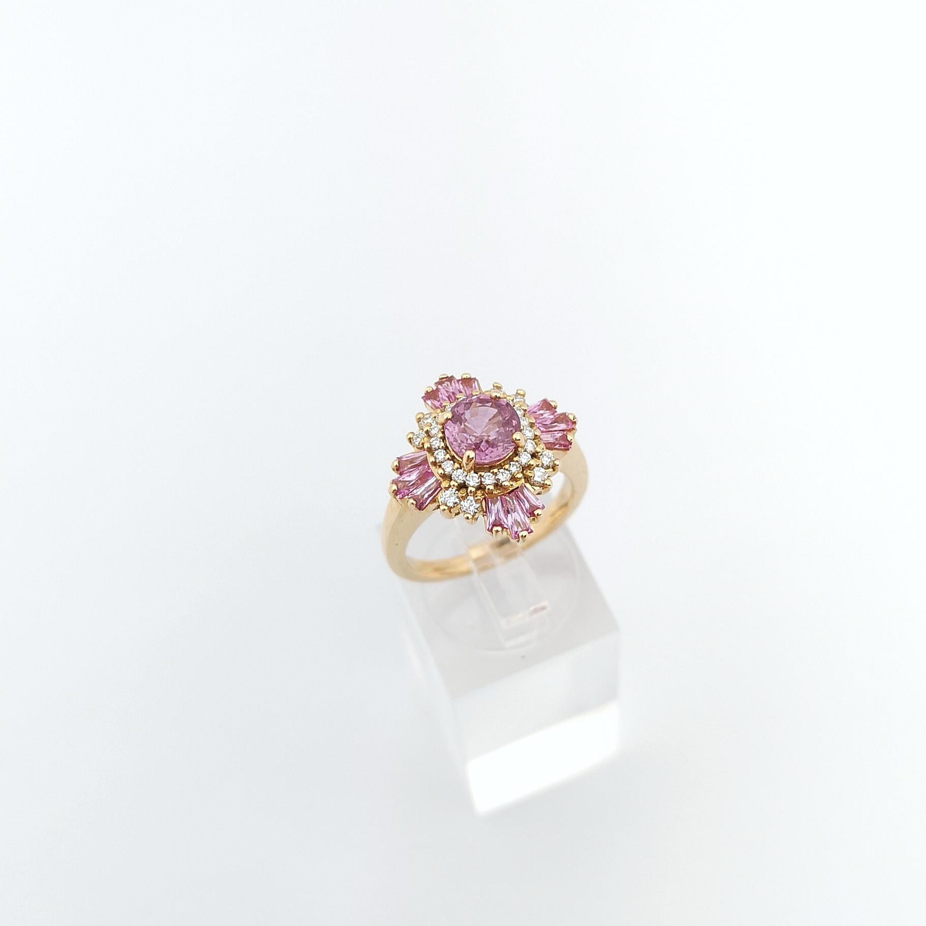 Pink Sapphire and Diamond Ring set in 18K Rose Gold Settings For Sale 3