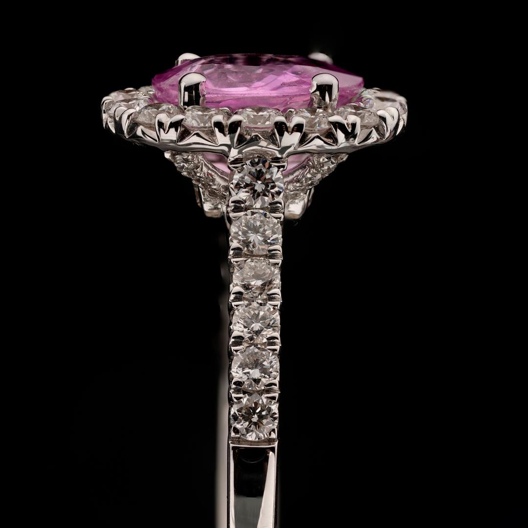 Pink Sapphire and Diamonds Halo Ring In New Condition For Sale In New York, NY