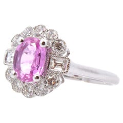 Pink sapphire and diamonds ring in 18k white gold