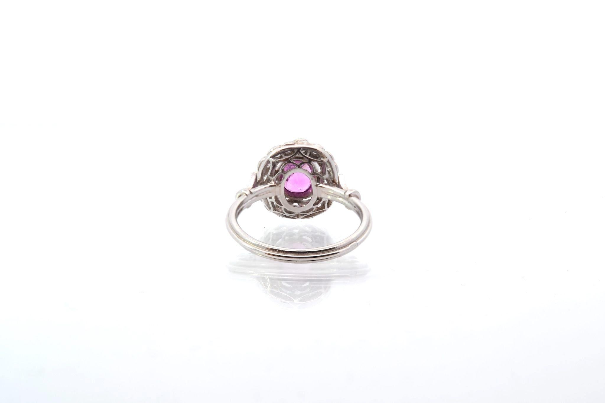 Ring aus Platin mit rosa Saphiren und Diamanten im Zustand „Gut“ im Angebot in PARIS, FR