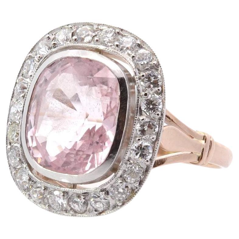 Pink sapphire and diamonds ring in rose gold and platinum