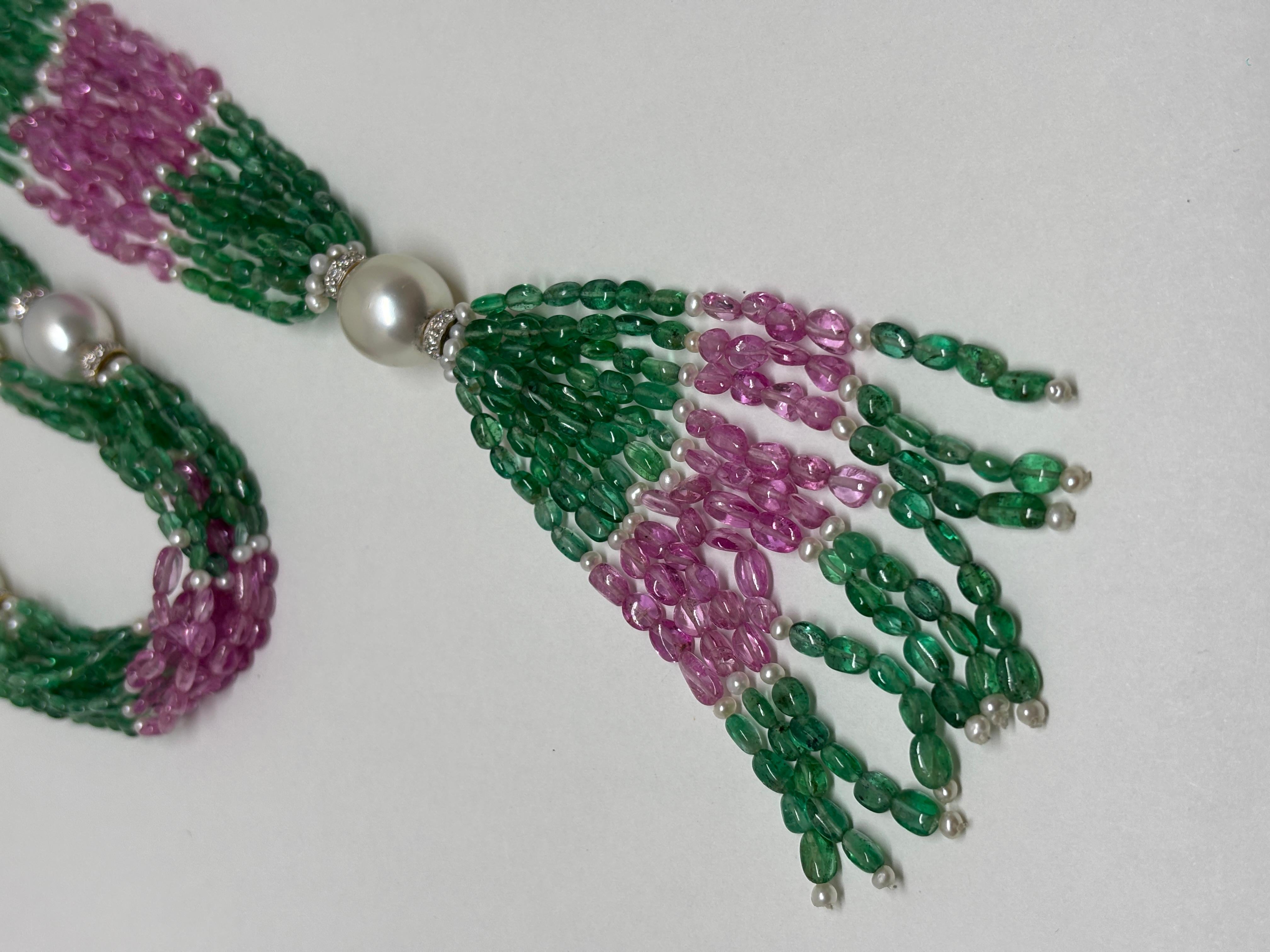 Perlina Collana di perline con zaffiro rosa e smeraldo Cts 295,34 e tondi di diamanti Perla in vendita