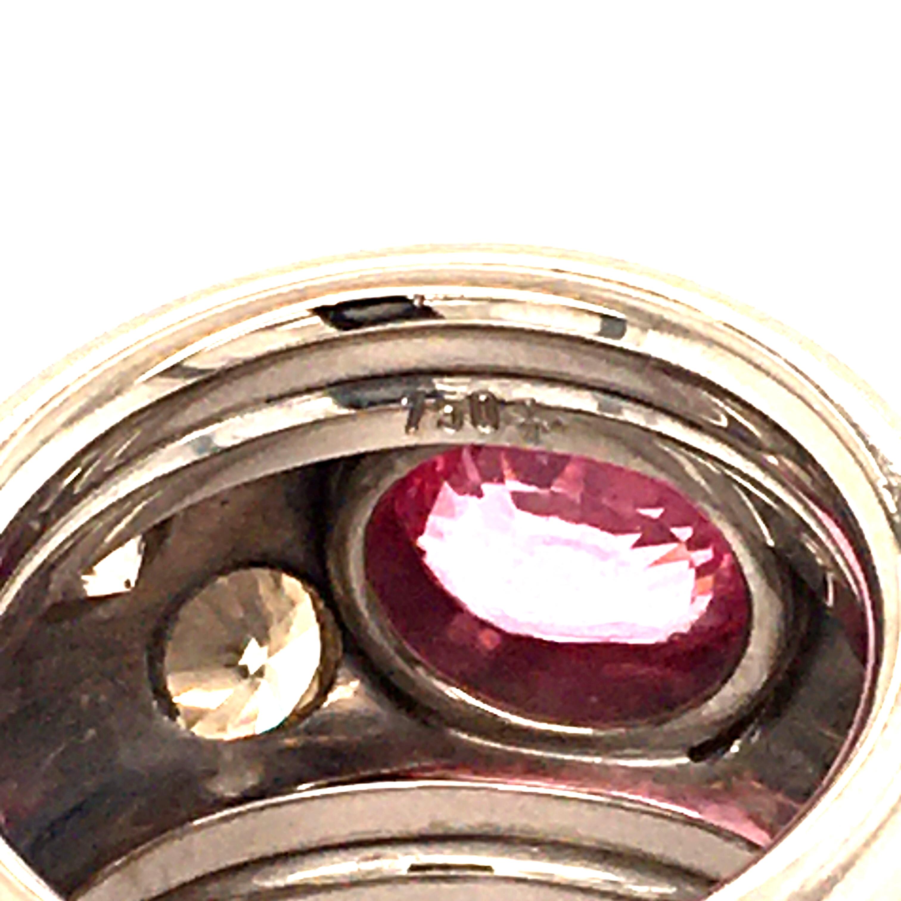 Anello con zaffiro rosa e diamante colorato in oro bianco 18 carati in vendita 4