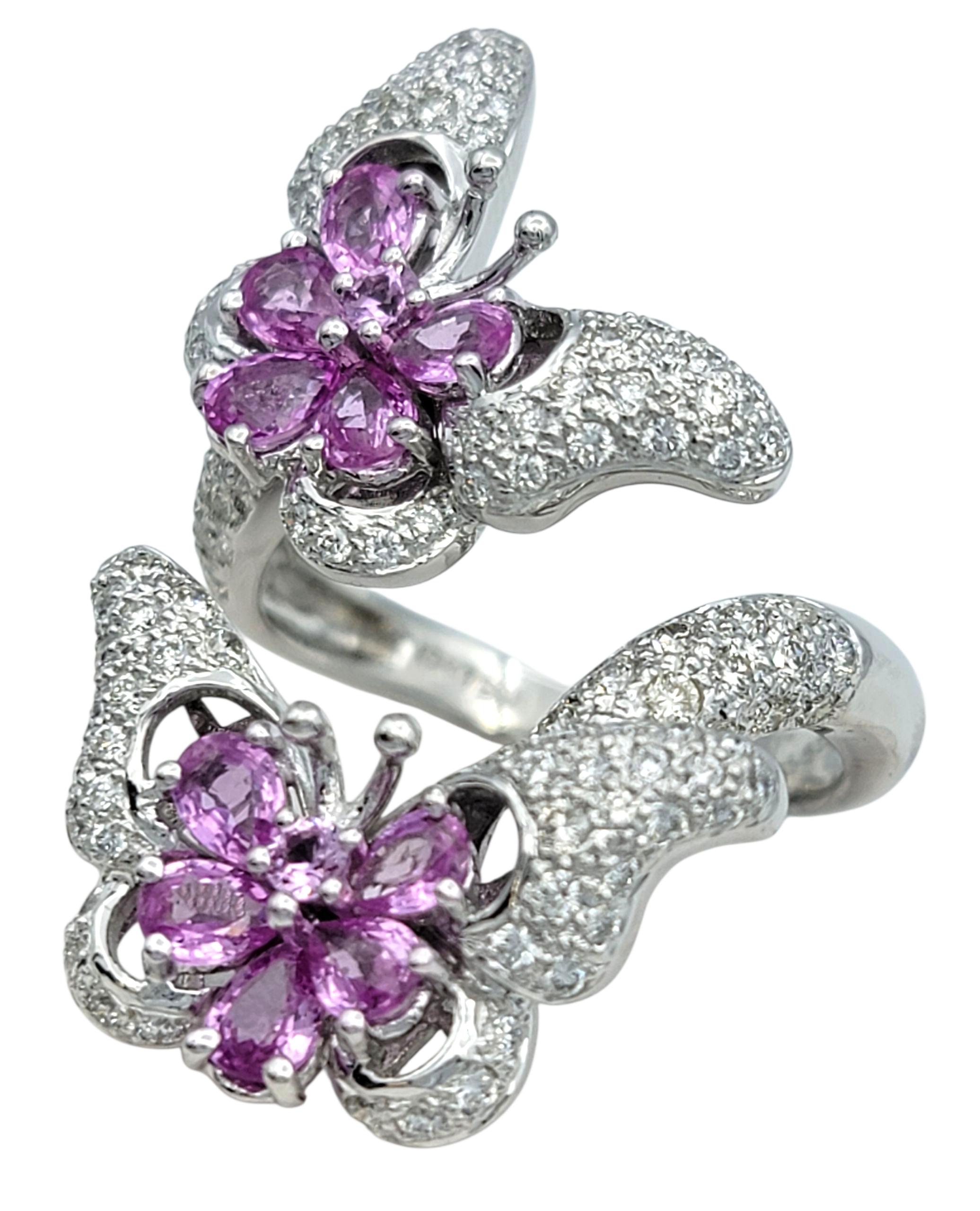 Pinker Saphir und Pavé-Diamant Schmetterlings-Cocktailring aus 18 Karat Weißgold (Zeitgenössisch) im Angebot