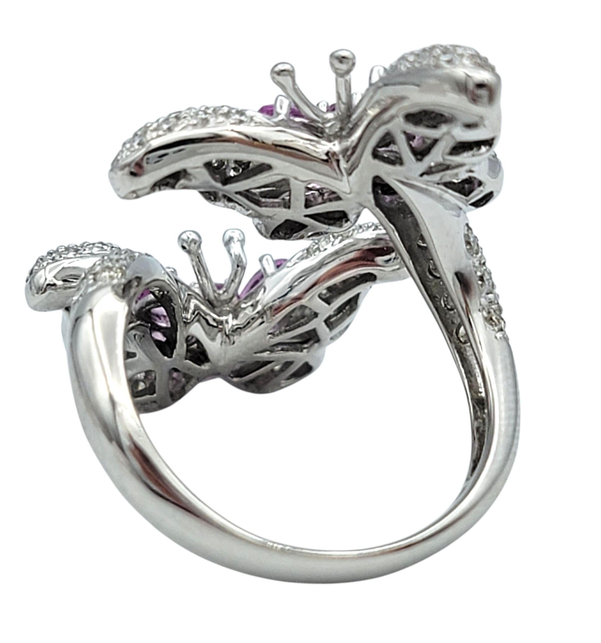 Pinker Saphir und Pavé-Diamant Schmetterlings-Cocktailring aus 18 Karat Weißgold Damen im Angebot
