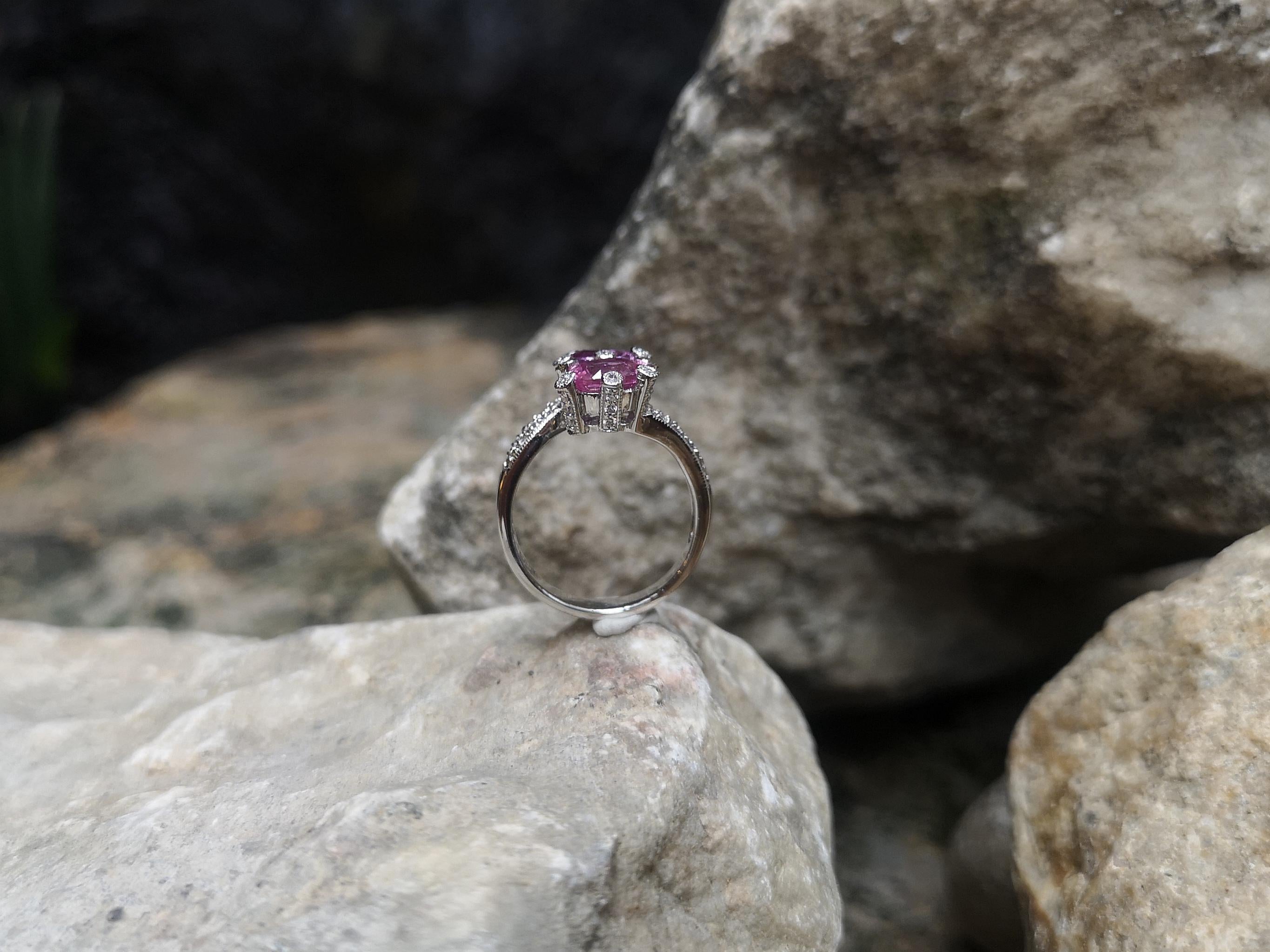 Pink Sapphire and Purple Sapphire with Diamond Ring Set in 18 Karat White Gold For Sale 8