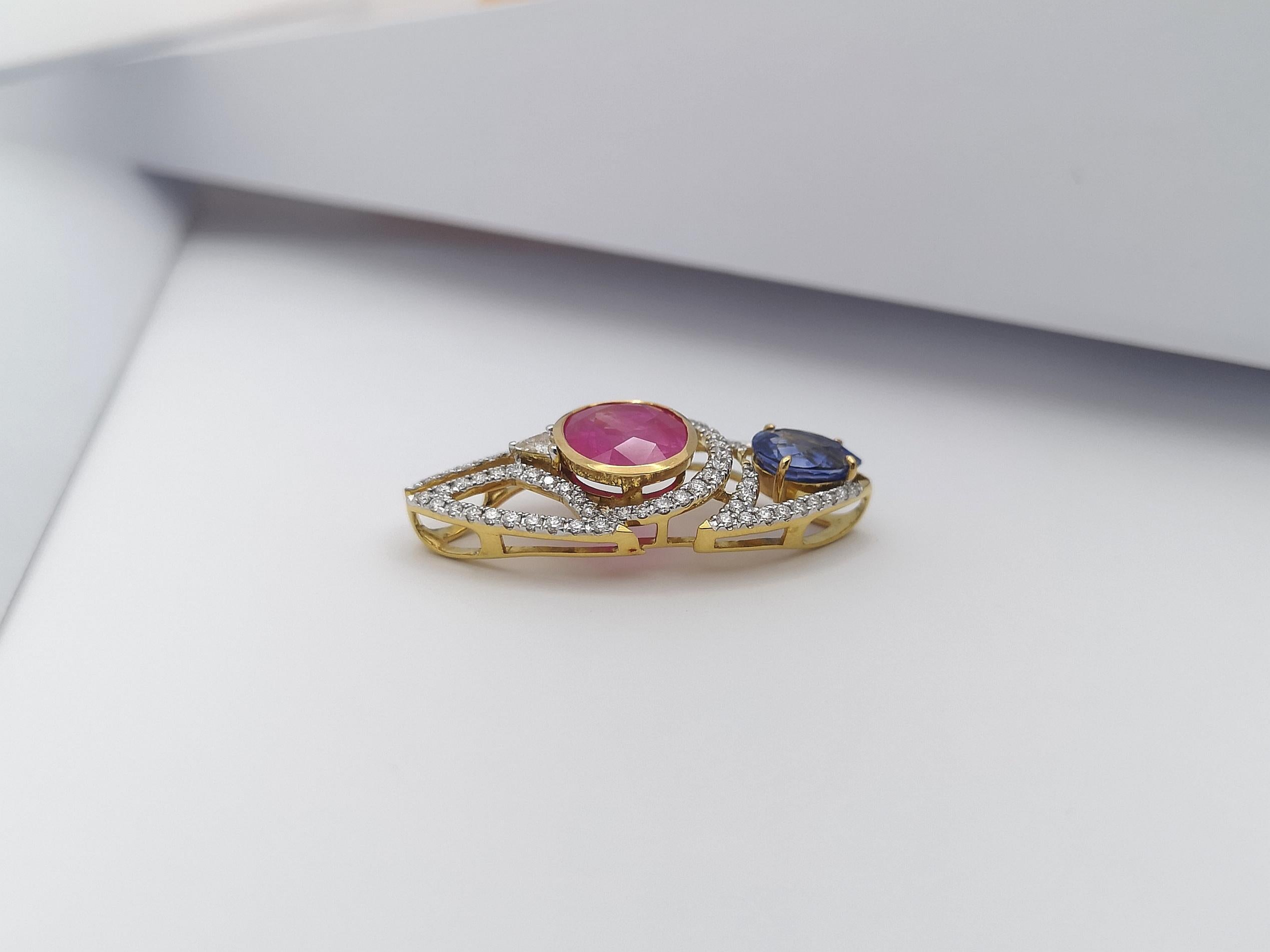 Ciondolo con zaffiro rosa, zaffiro blu e diamante incastonato in oro 18 carati in vendita 7