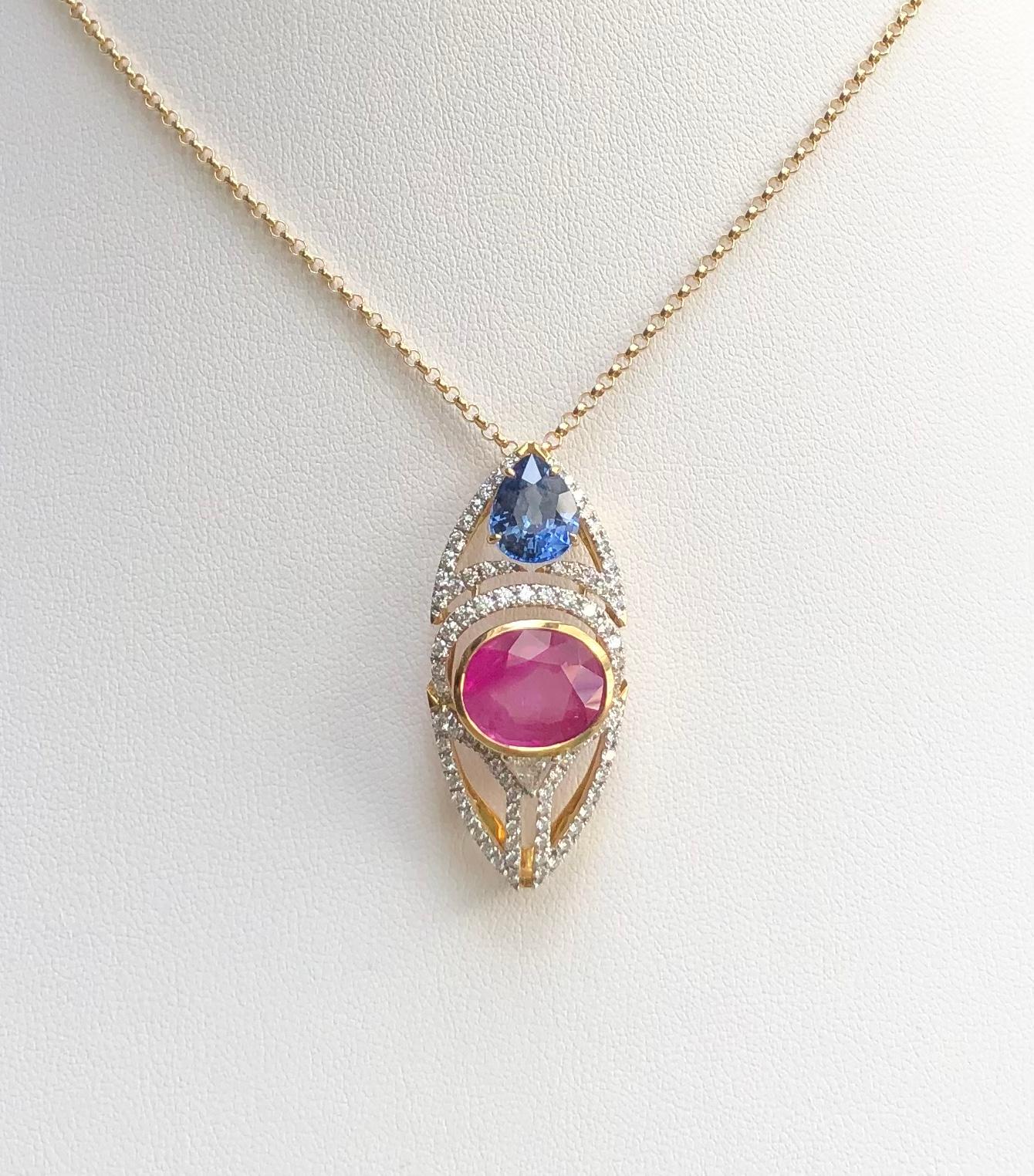 Contemporaneo Ciondolo con zaffiro rosa, zaffiro blu e diamante incastonato in oro 18 carati in vendita