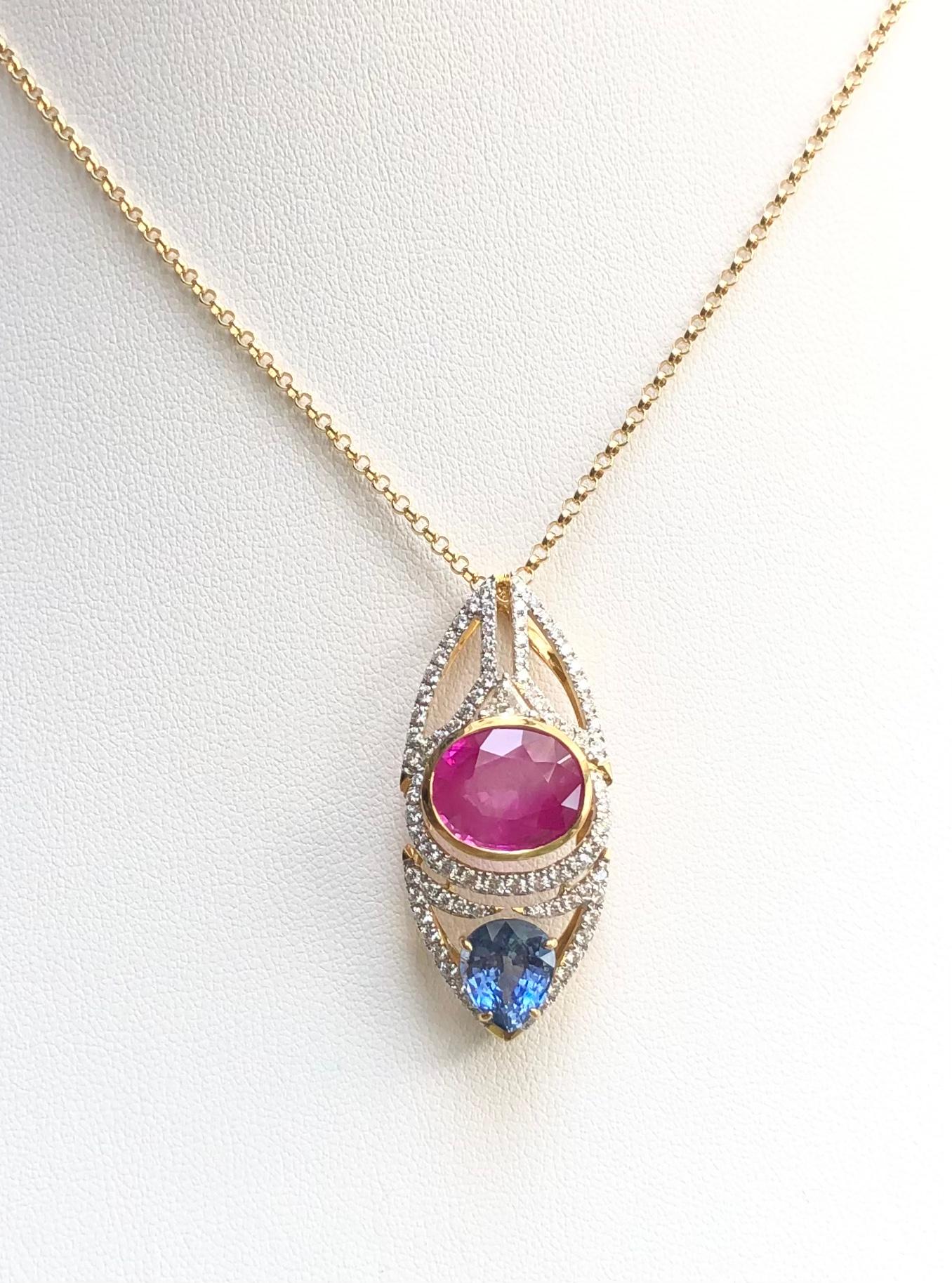 Taglio misto Ciondolo con zaffiro rosa, zaffiro blu e diamante incastonato in oro 18 carati in vendita