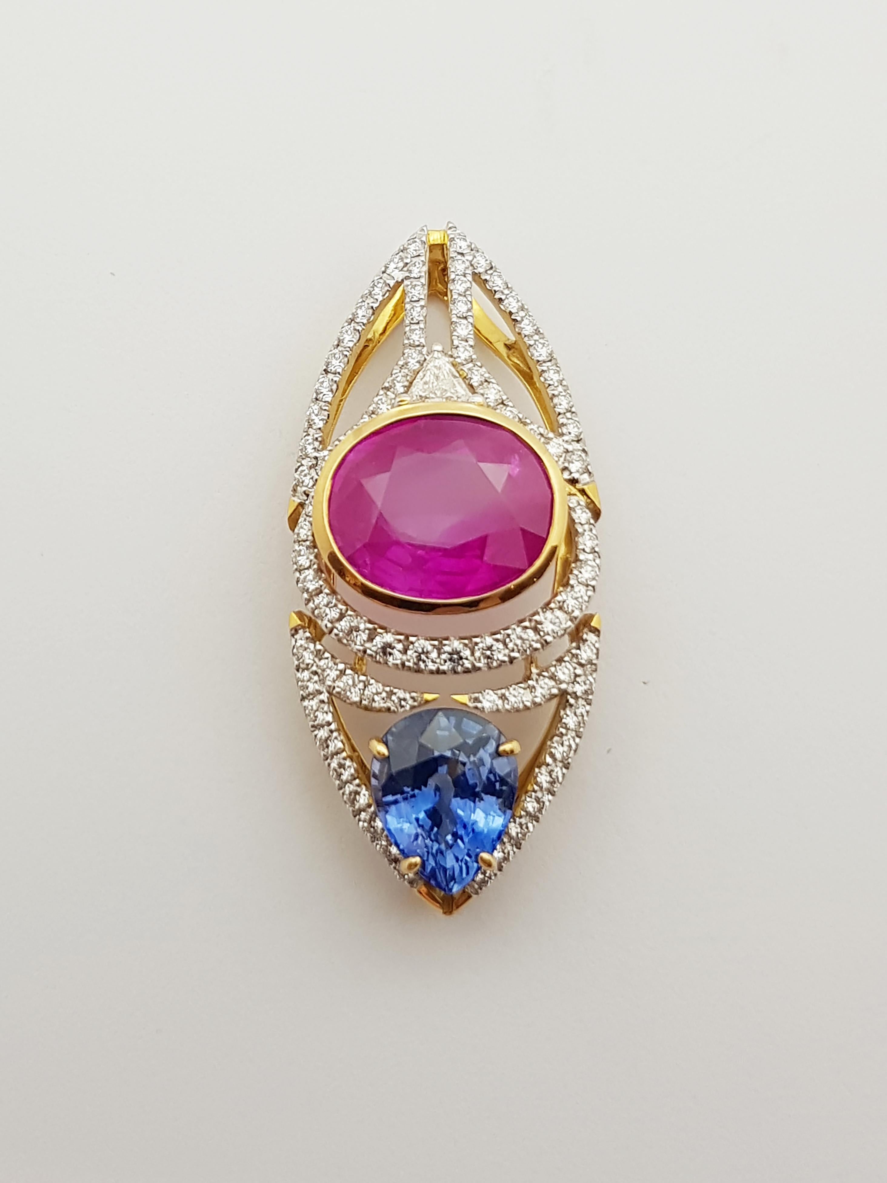 Ciondolo con zaffiro rosa, zaffiro blu e diamante incastonato in oro 18 carati In condizioni Nuovo in vendita a Bangkok, TH