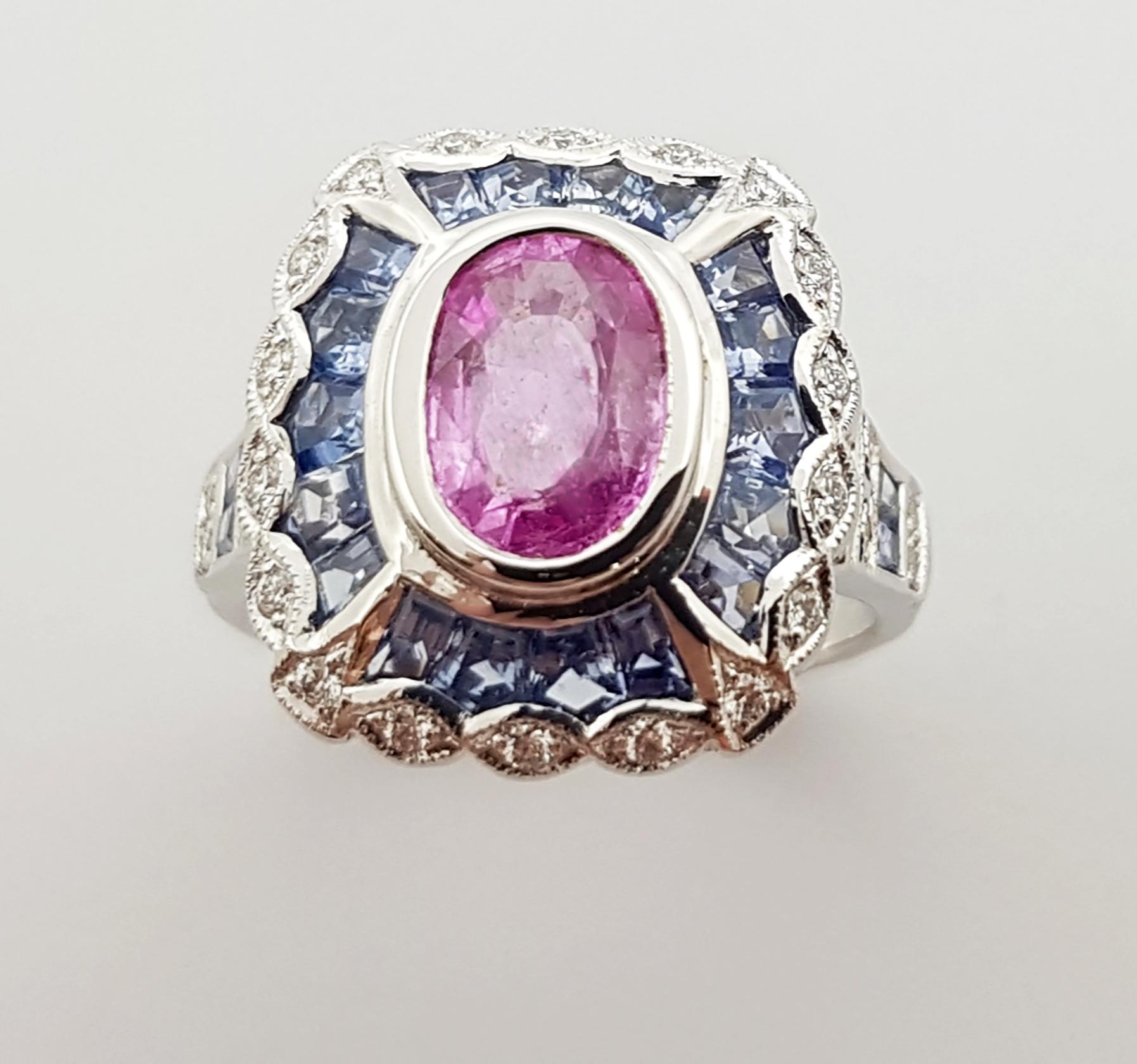 Pink Sapphire, Blue Sapphire and Diamond Ring Set in 18 Karat White Gold Setting For Sale 4