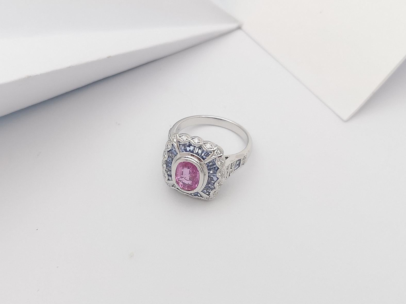 Pink Sapphire, Blue Sapphire and Diamond Ring Set in 18 Karat White Gold Setting For Sale 5