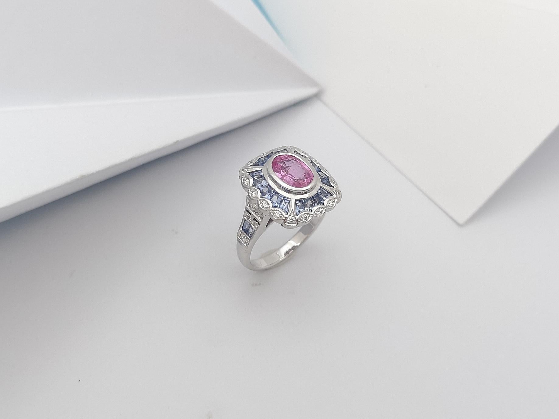 Pink Sapphire, Blue Sapphire and Diamond Ring Set in 18 Karat White Gold Setting For Sale 9