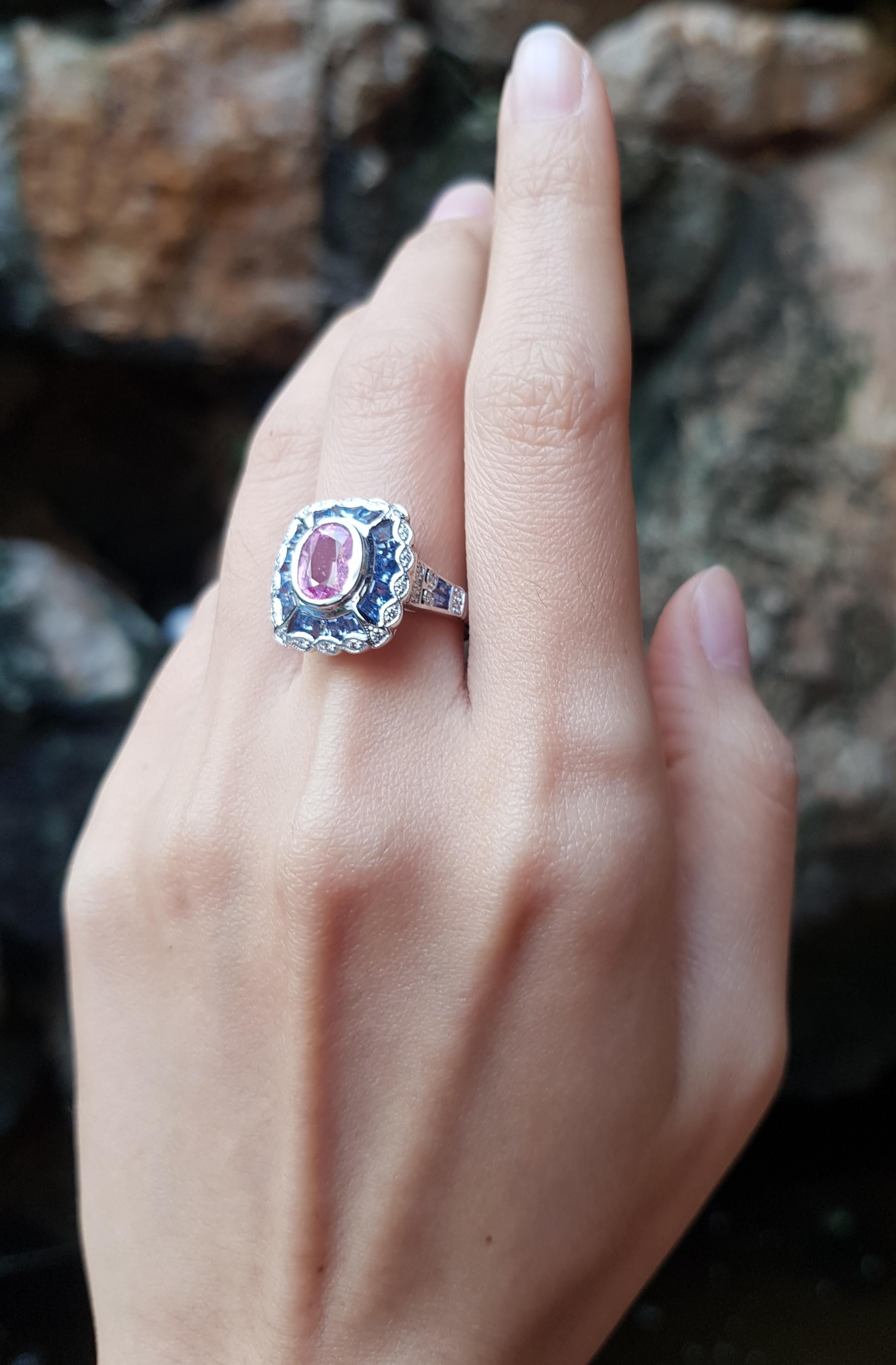 Mixed Cut Pink Sapphire, Blue Sapphire and Diamond Ring Set in 18 Karat White Gold Setting For Sale