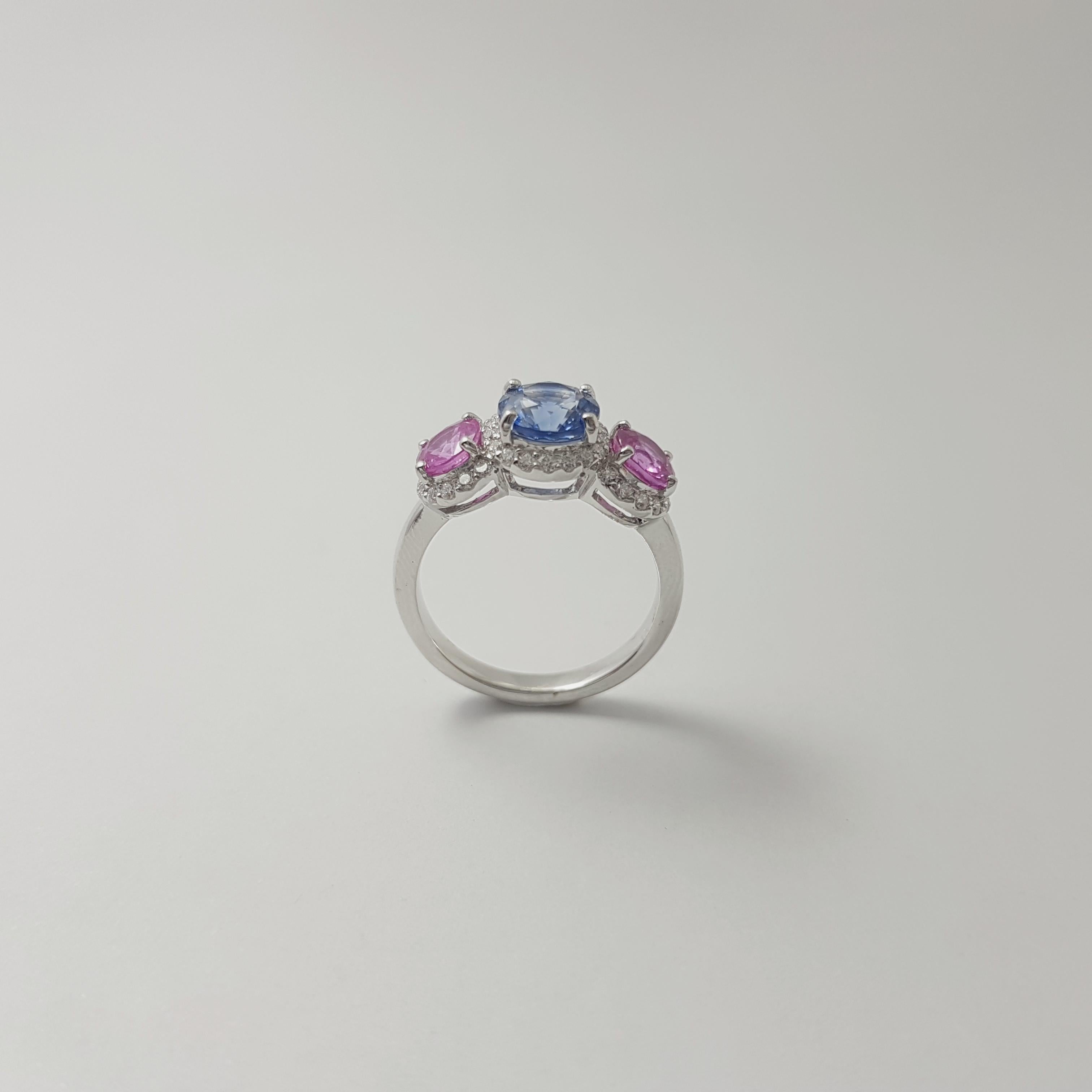 Pinker Saphir, blauer Ceylon-Saphir und Diamantring, gefasst in 18 Karat Weißgold im Angebot 4