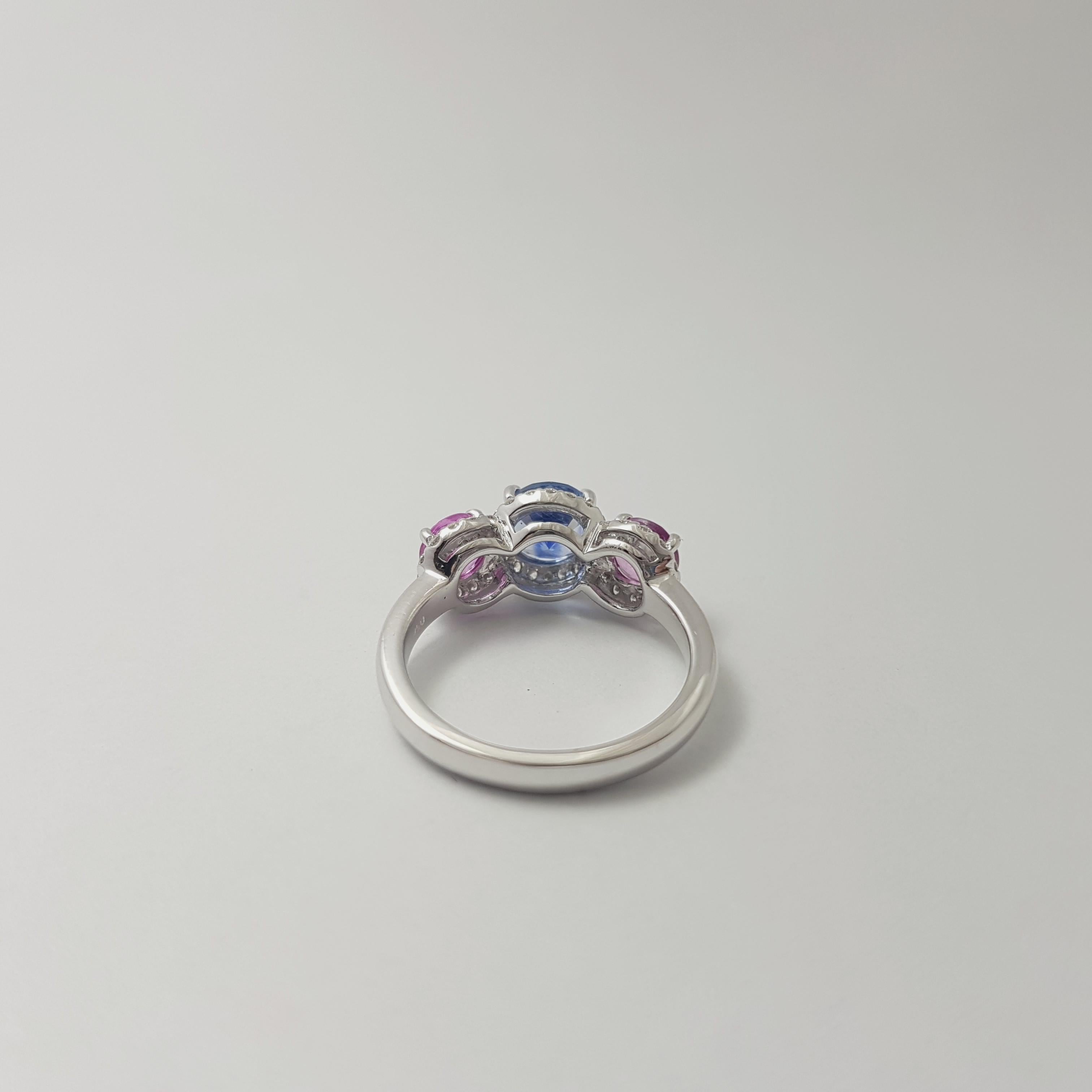 Pinker Saphir, blauer Ceylon-Saphir und Diamantring, gefasst in 18 Karat Weißgold im Angebot 8