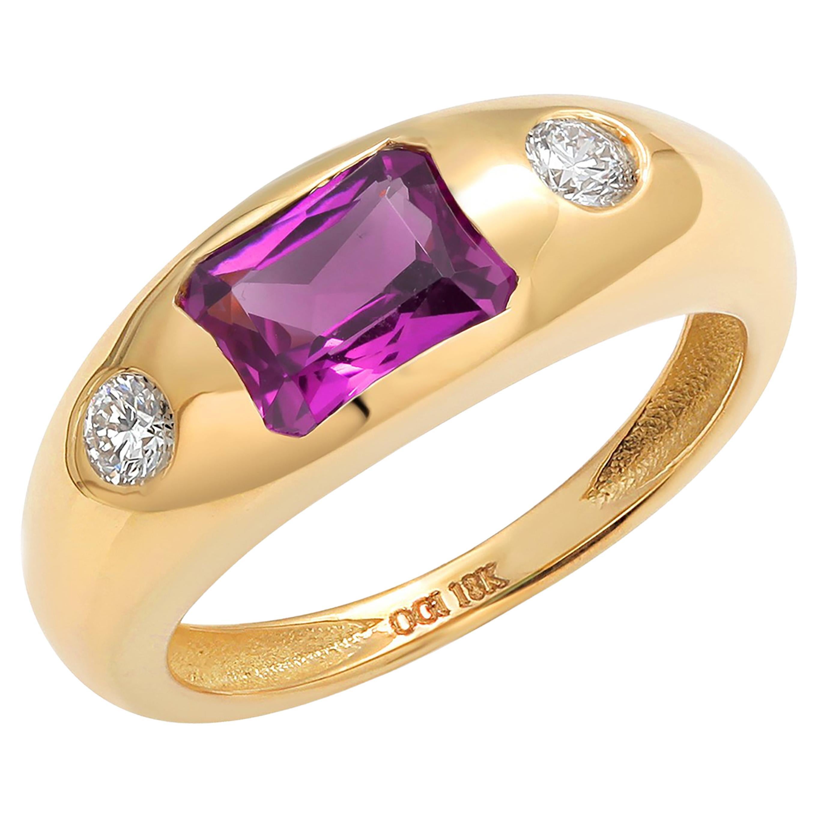 Pink Sapphire Diamond 2.10 Carat Ring 18 Karat Yellow Gold Cocktail Ring  For Sale