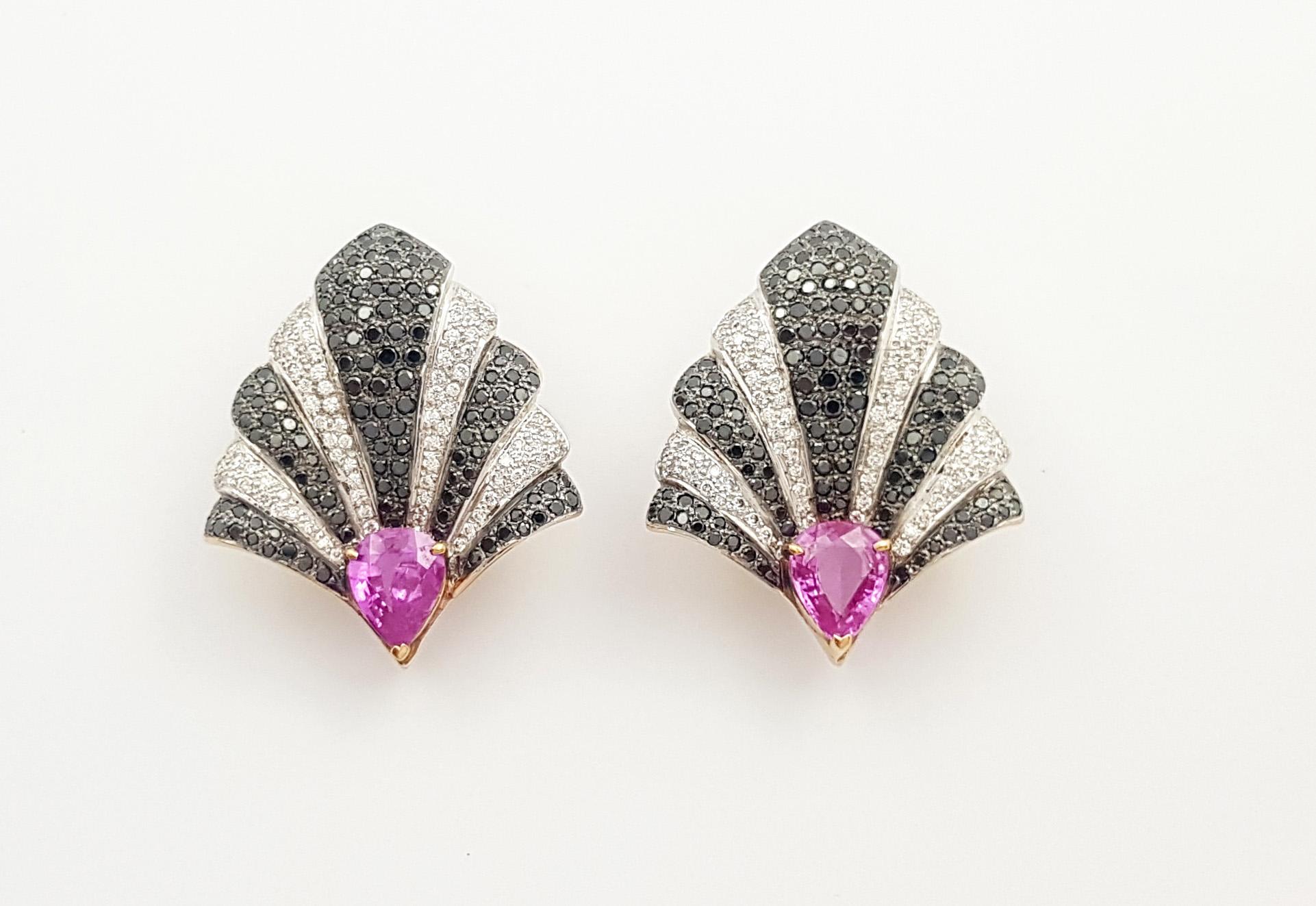 Pink Sapphire, Diamond and Black Diamond Earrings set in 18K Gold Settings In New Condition For Sale In Bangkok, TH