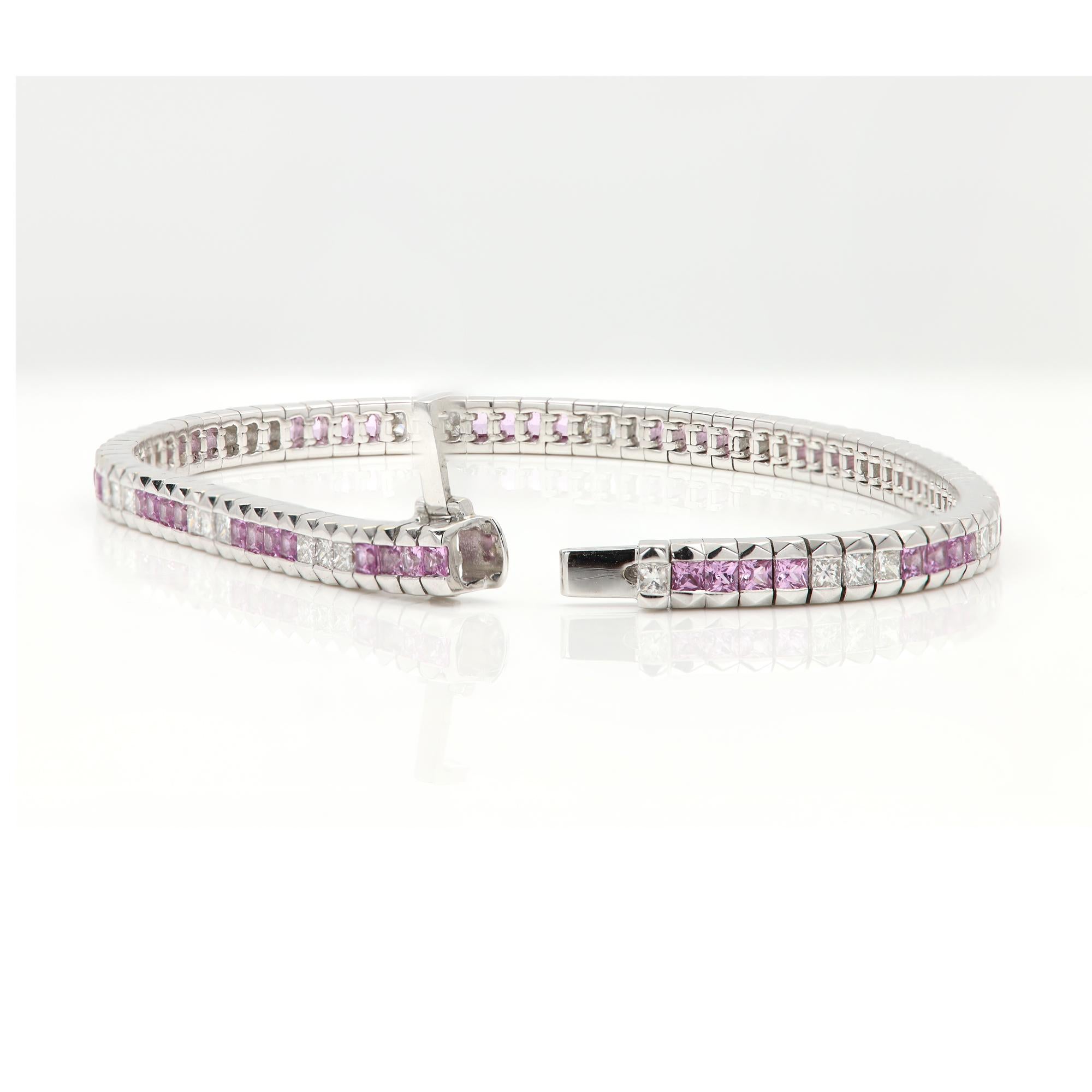 Bracelet à maillons en or blanc 18 carats avec boucle en diamants de style Art déco en vente 8