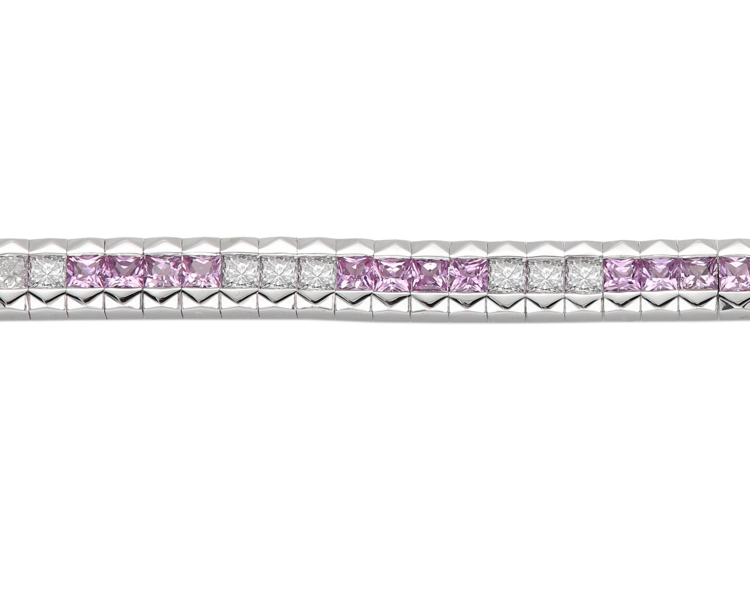 Bracelet à maillons en or blanc 18 carats avec boucle en diamants de style Art déco en vente 11