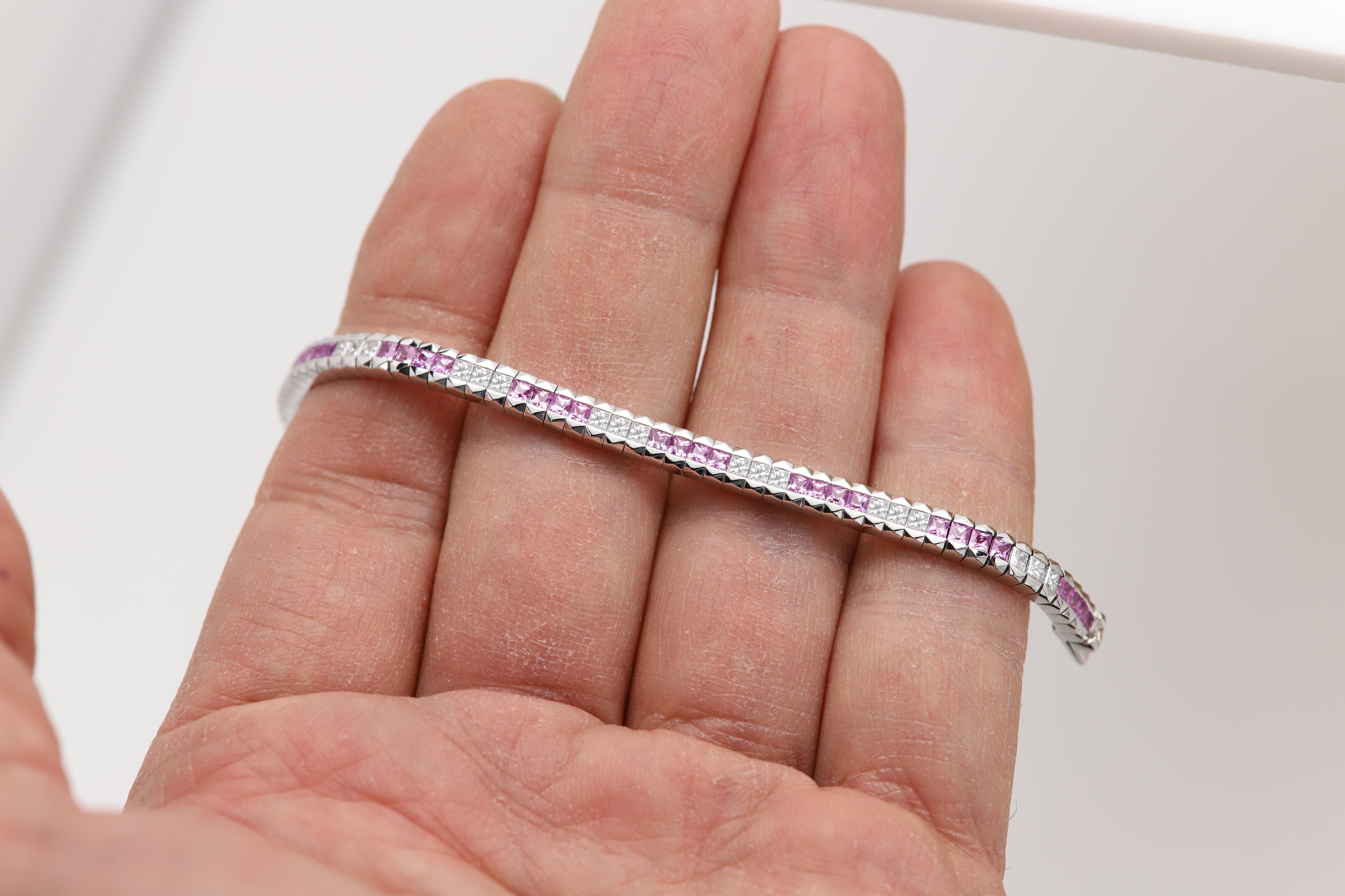 Taille carrée Bracelet à maillons en or blanc 18 carats avec boucle en diamants de style Art déco en vente