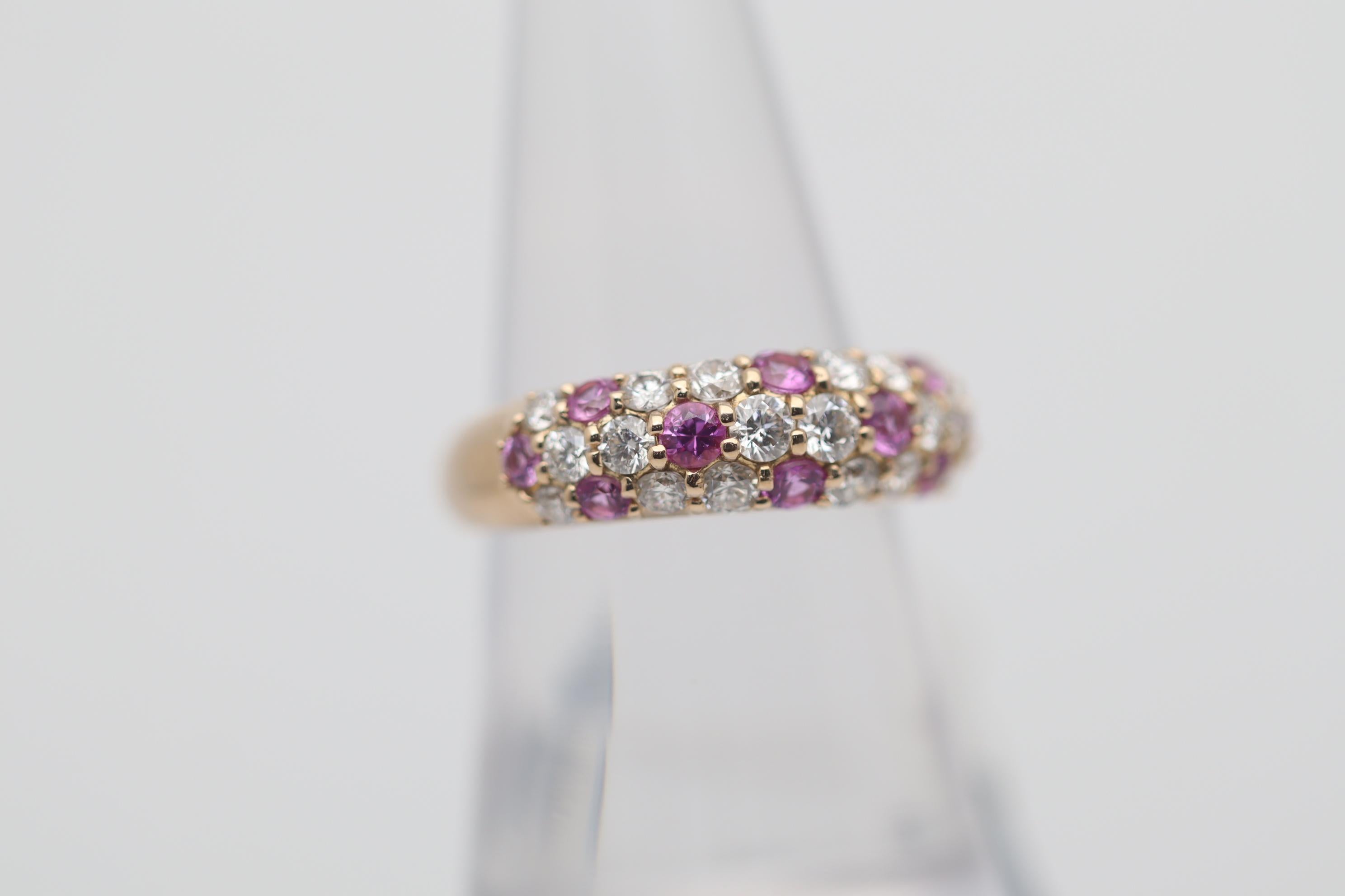 Round Cut Pink Sapphire Diamond Gold Band Ring For Sale