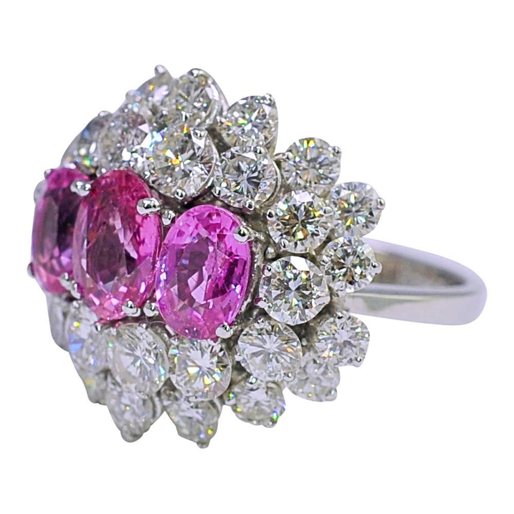 Round Cut Pink Sapphire Diamond Gold Ring For Sale