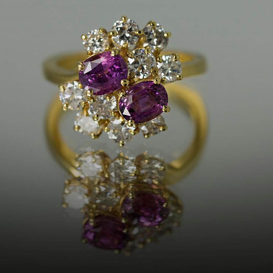 Pink Sapphire Diamond Gold Ring In Excellent Condition For Sale In Sarasota, FL