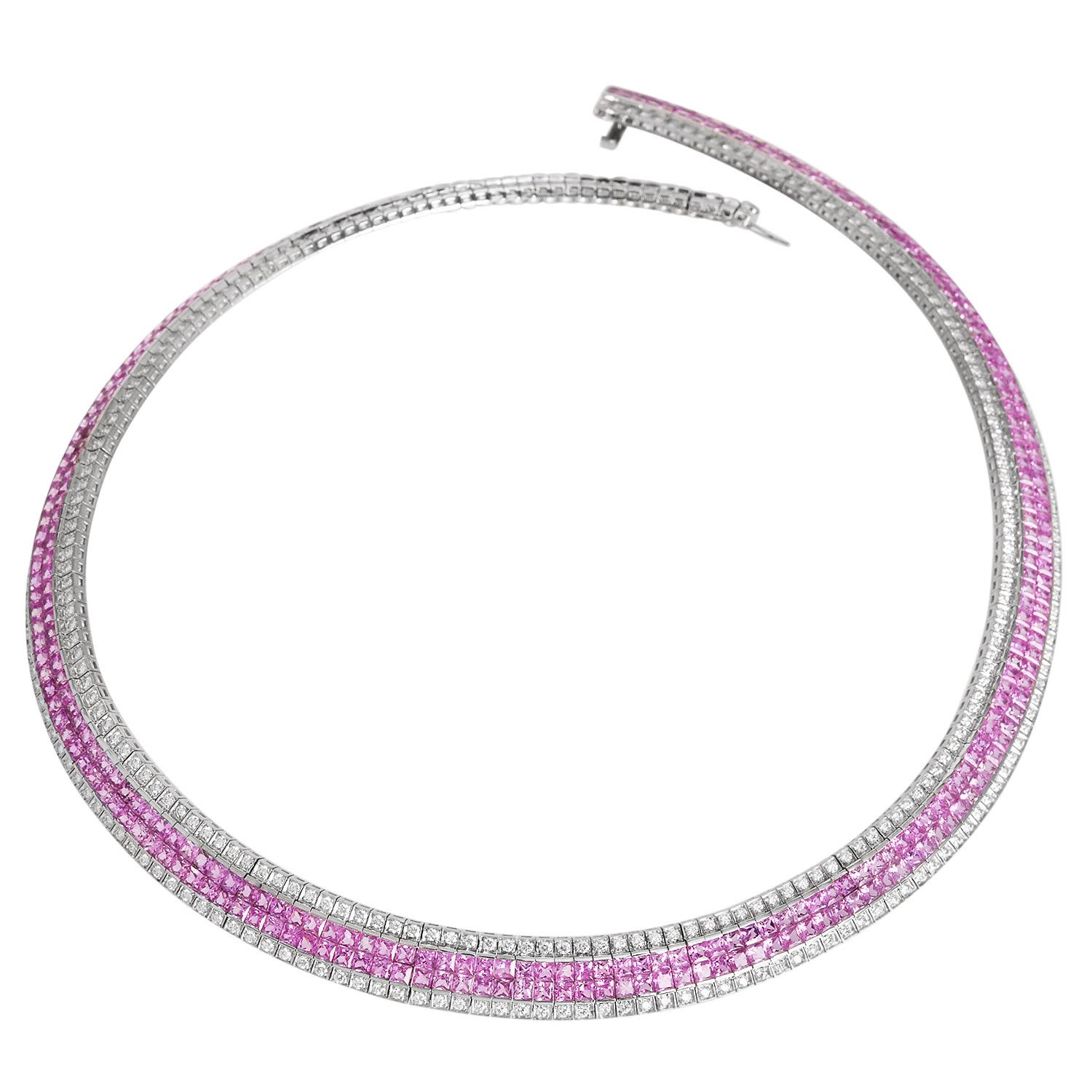 Pink Sapphire & Diamond Invisible-Set  18K Gold Necklace Moderno en venta