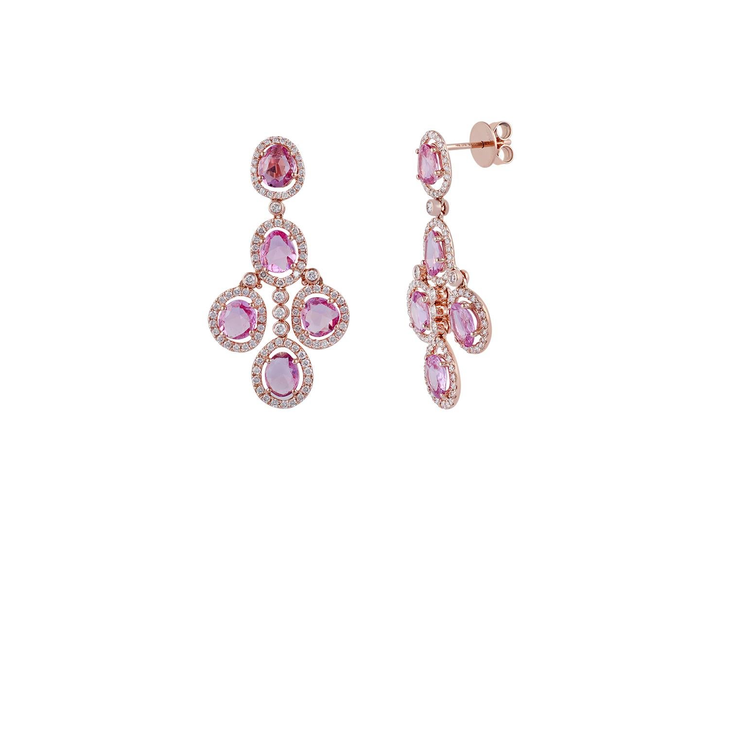 Zafiro rosa 6,57 quilates
Diamante 1,60 quilates
Oro rosa de 18 quilates 7,45 gramos
