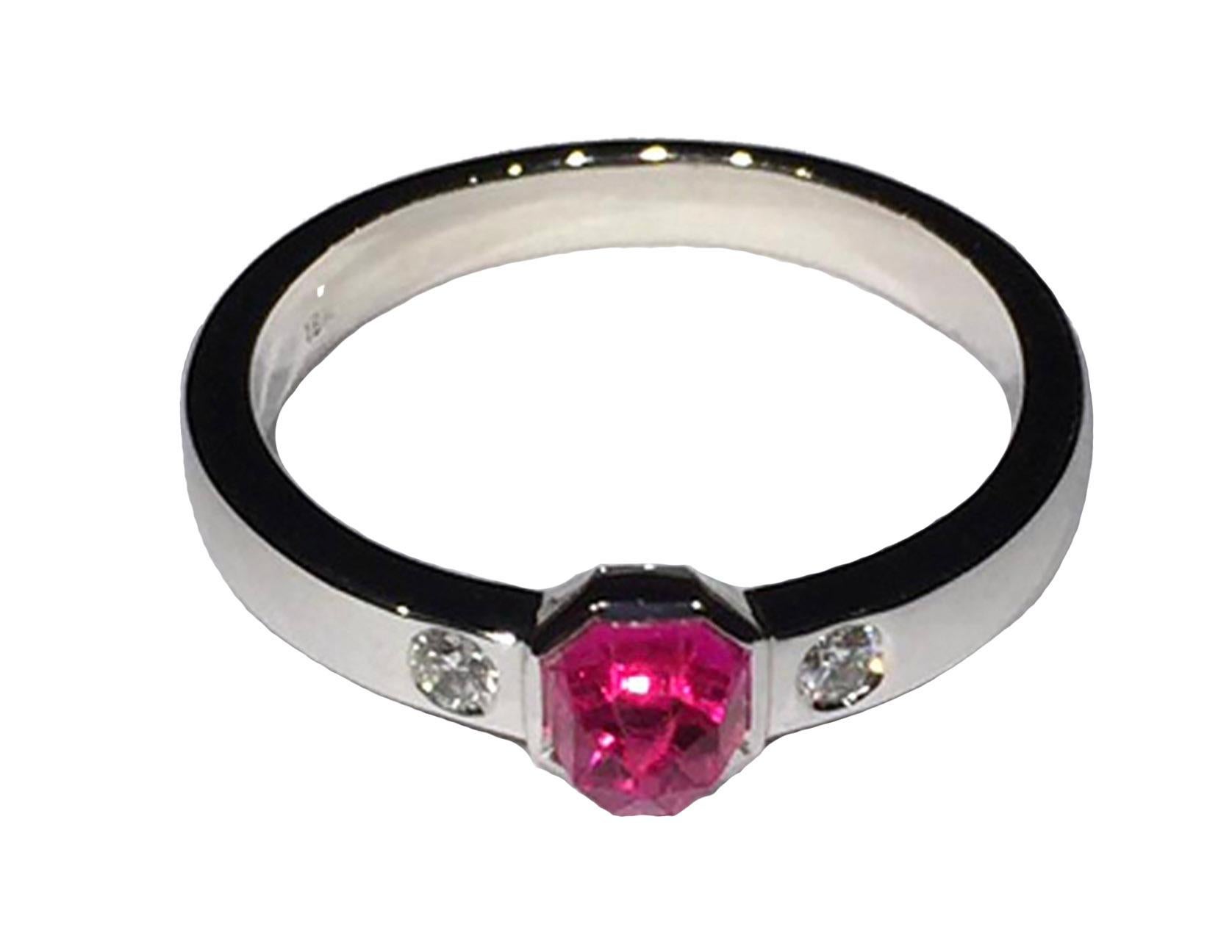 Pink Sapphire & Diamond Ring in 18kt White Gold For Sale 12