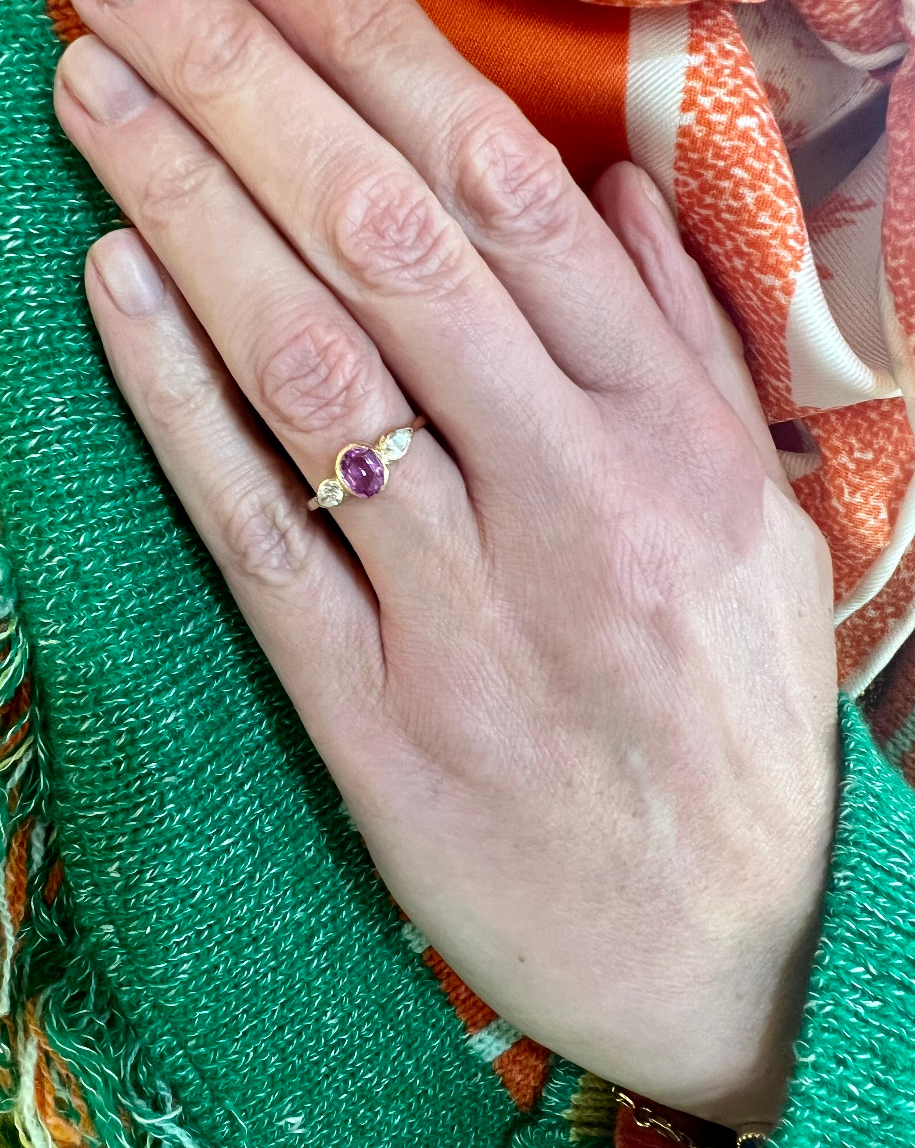 Modern Pink Sapphire Diamonds 18 Carat Yellow Gold Trilogy Ring