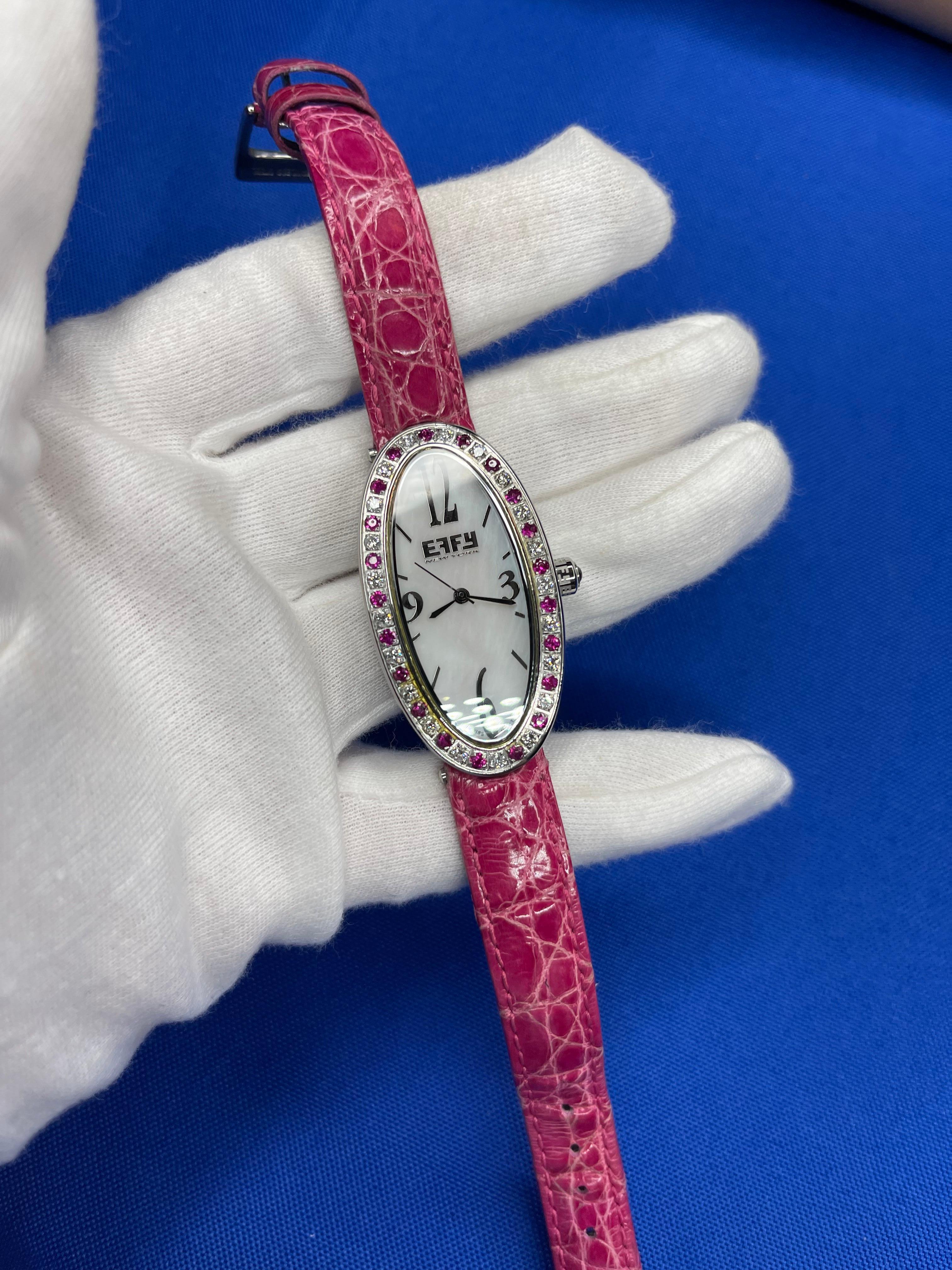 Luxus Schweizer Quarz Exotische Lederbanduhr mit rosa Saphiren und Diamanten, Pavé-Zifferblatt (Moderne) im Angebot