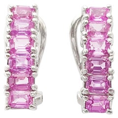 Orecchini con zaffiri rosa incastonati in oro bianco 18K