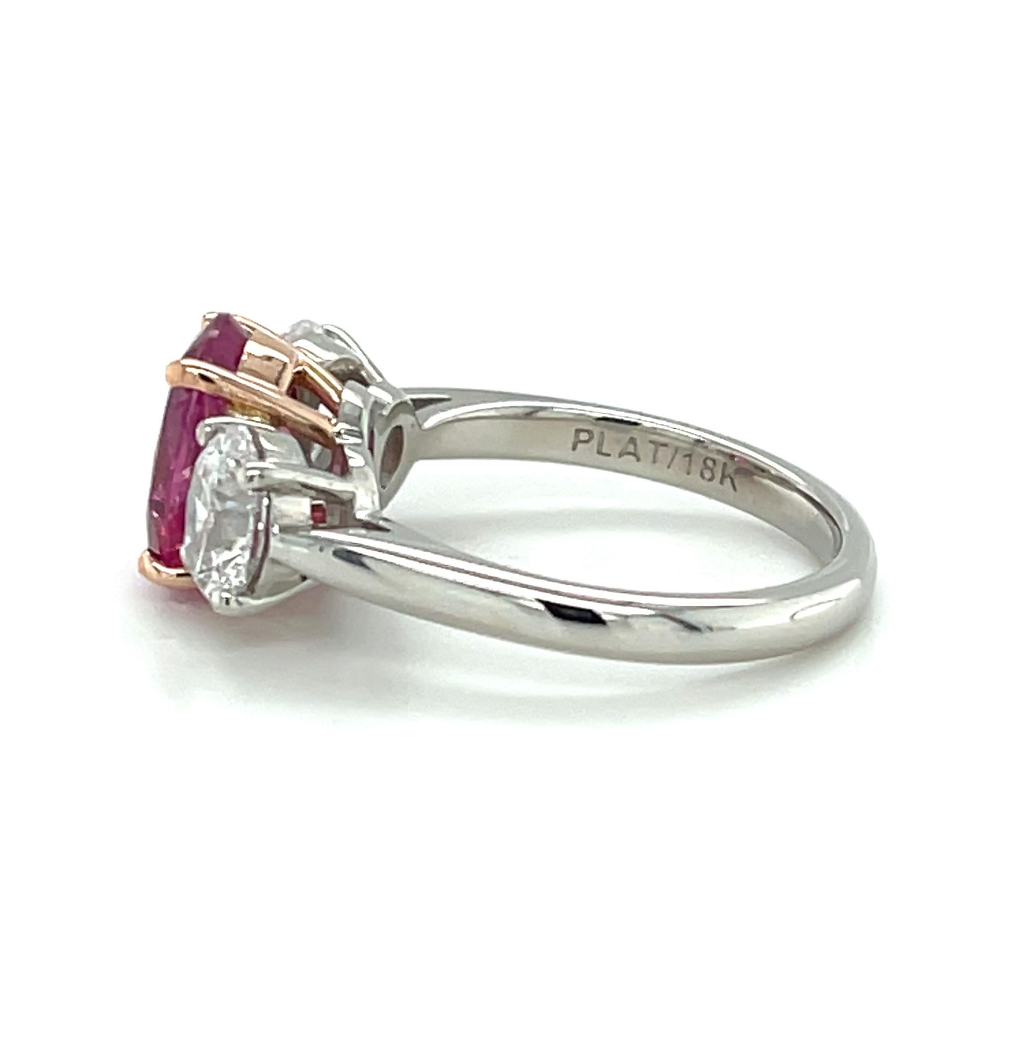 Pink Sapphire Engagement Ring, 3.13 Carats with Oval Diamonds, GIA Certified For Sale 1