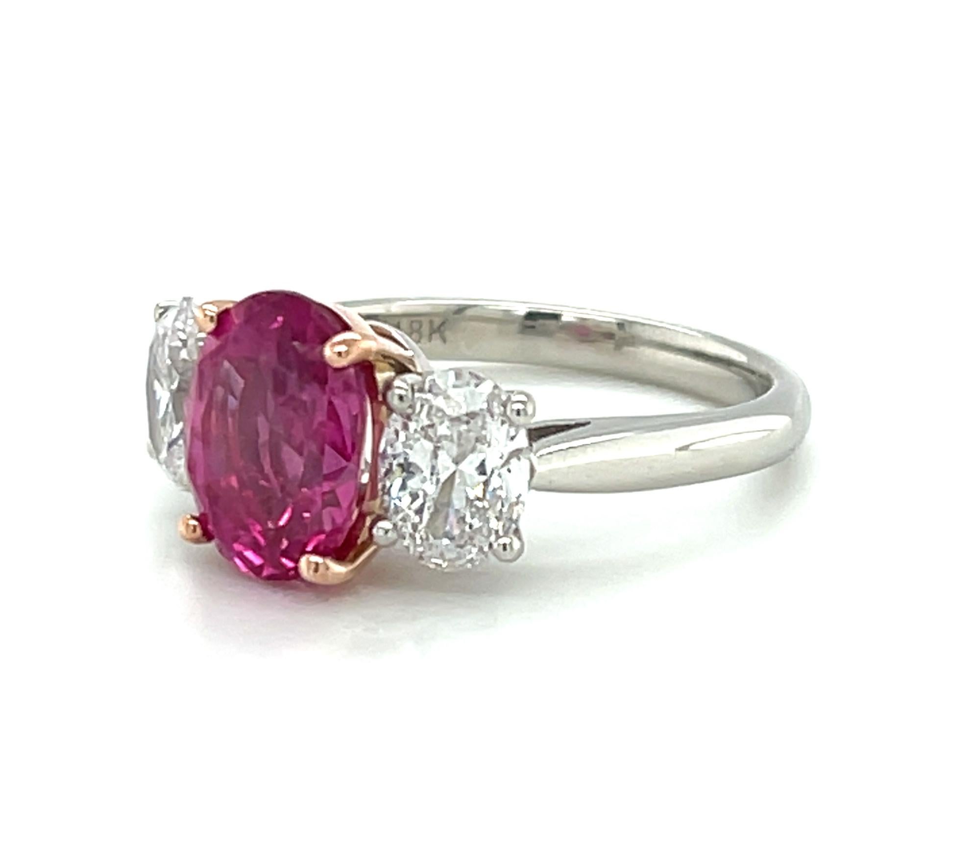 Pink Sapphire Engagement Ring, 3.13 Carats with Oval Diamonds, GIA Certified For Sale 2