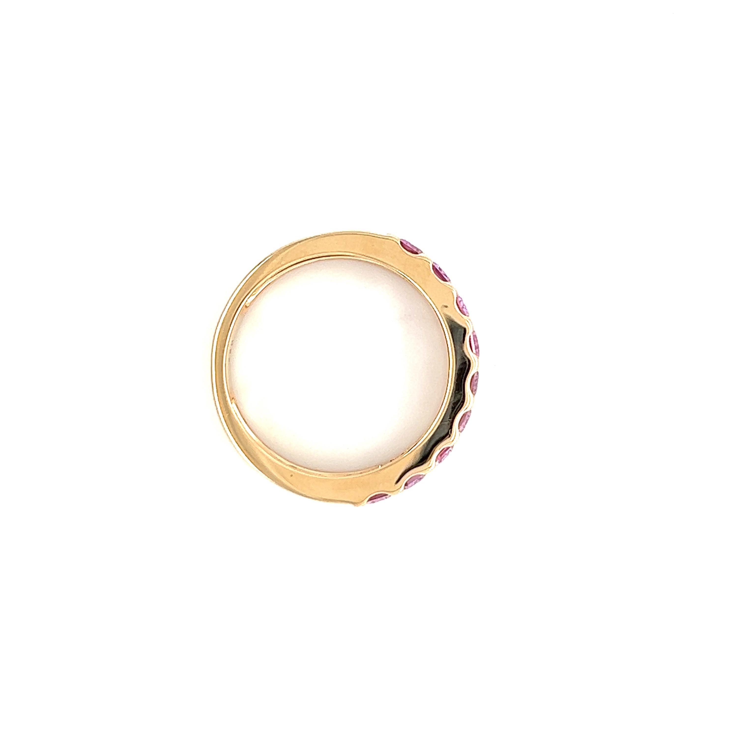 Pink Sapphire Eternity 18k Rose Gold Ring In New Condition For Sale In Hong Kong, HK
