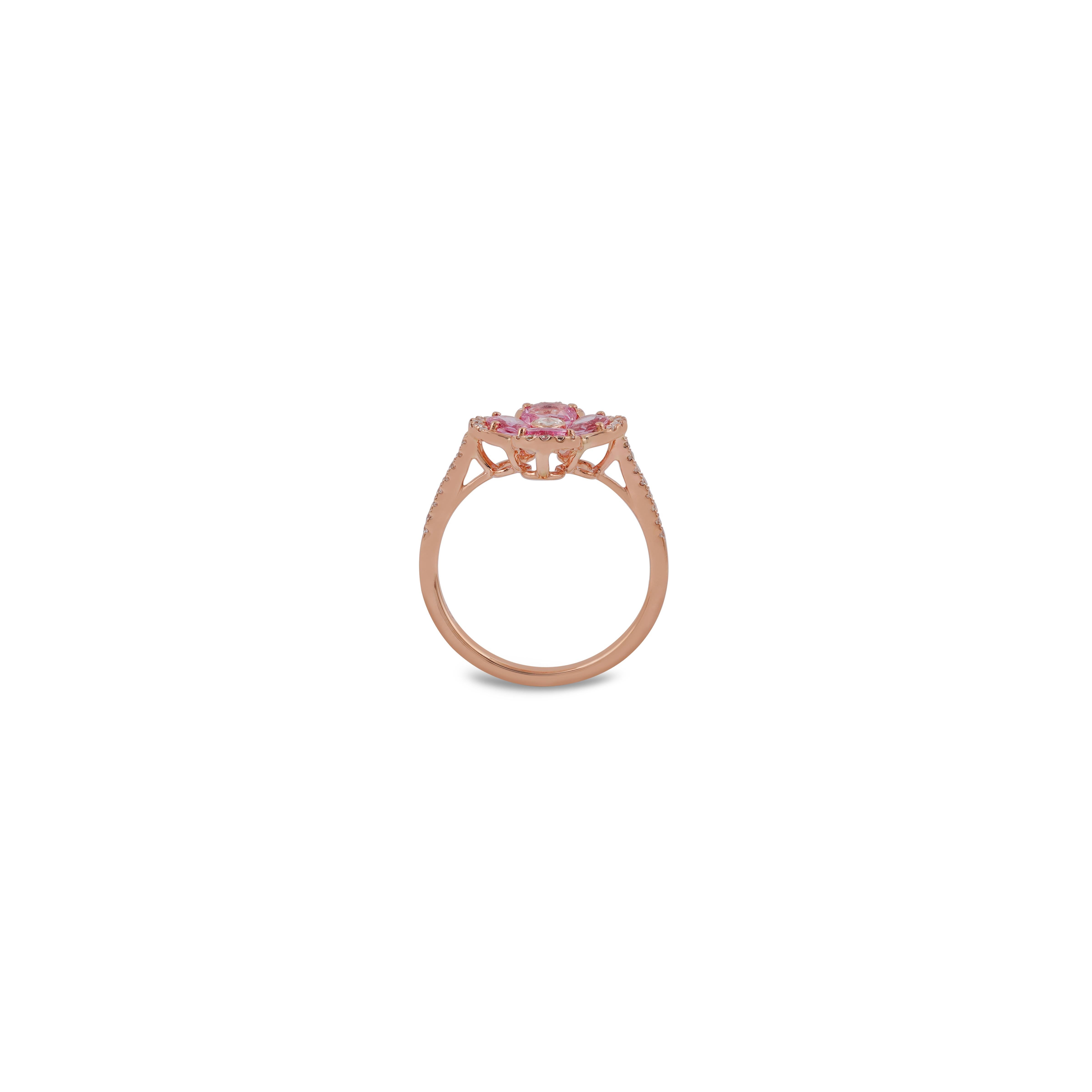 Contemporary Pink Sapphire Four-Stone Flower Ring in 18k Rose Gold For Sale