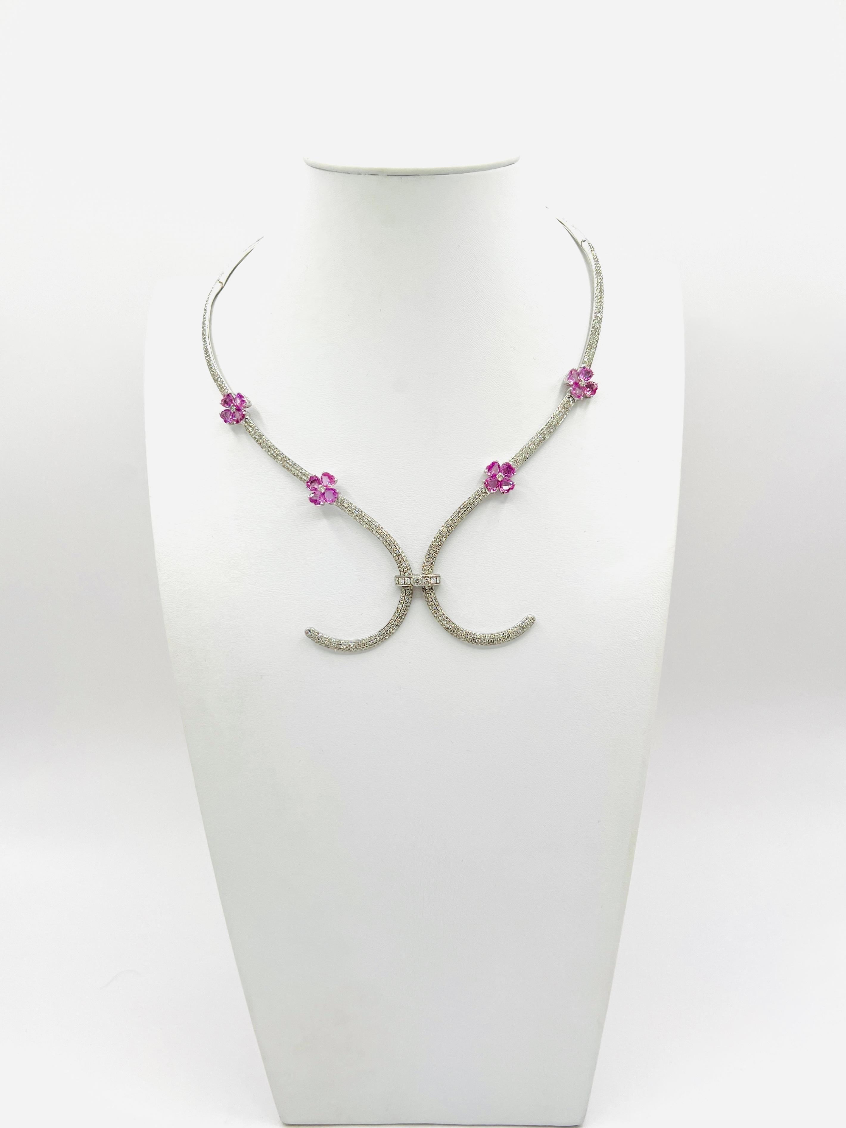 Pink Sapphire Heart and White Diamond Necklace in 18K White Gold In New Condition In Los Angeles, CA