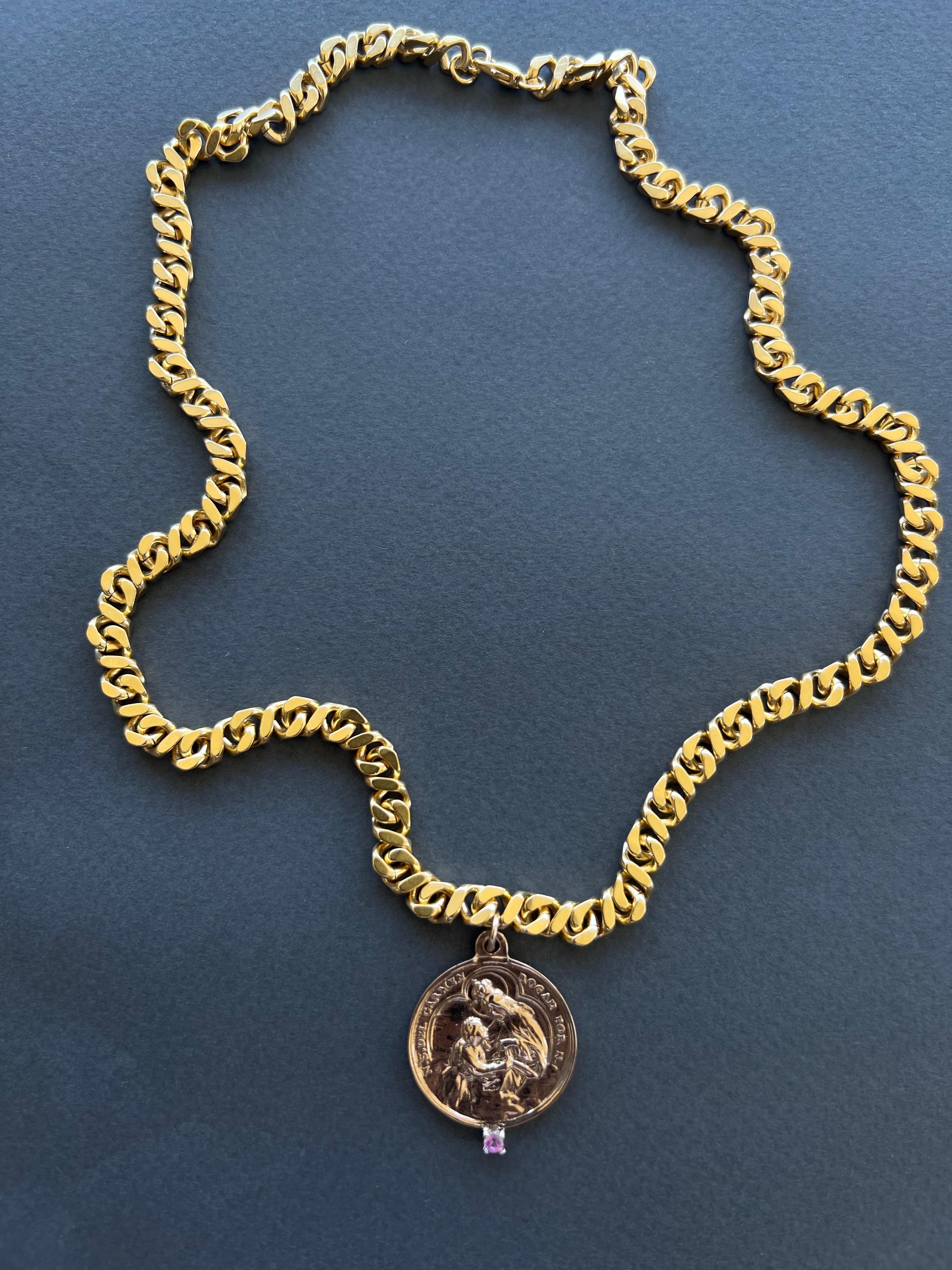 Rosa Saphir Medaille Virgin del Carmen Kette Choker Halskette J Dauphin im Zustand „Neu“ im Angebot in Los Angeles, CA