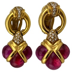 Ohrringe aus 18 Karat Gelbgold mit rosa Saphiren und natürlichen Diamanten
