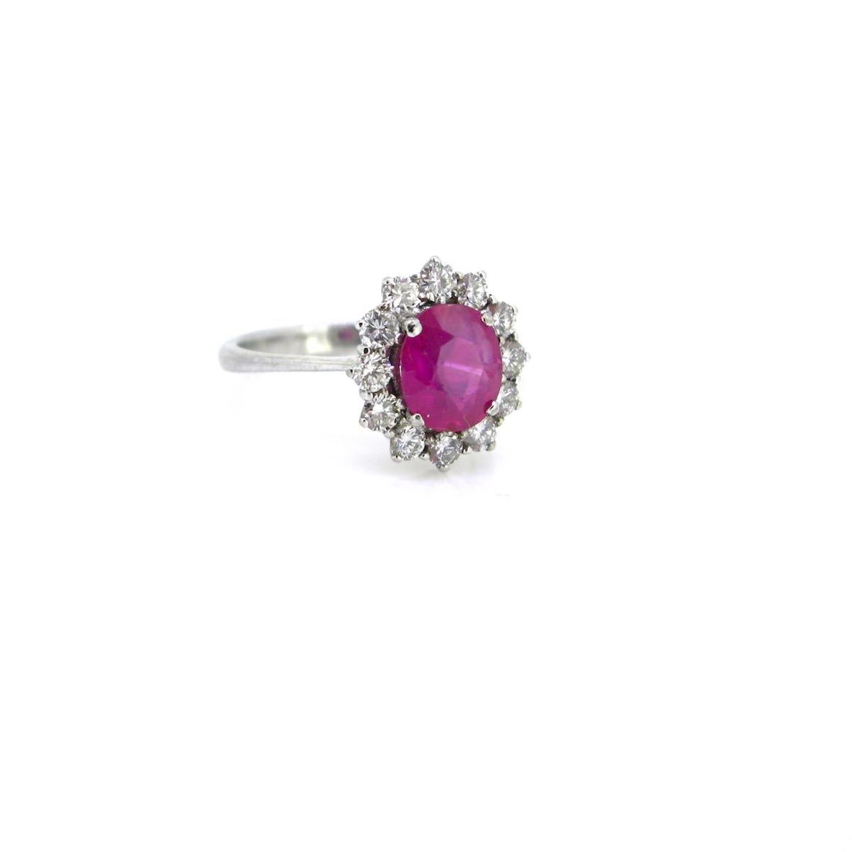 Modern Pink Sapphire Oval Cut Diamonds Cluster Daisy White Gold Ring For Sale